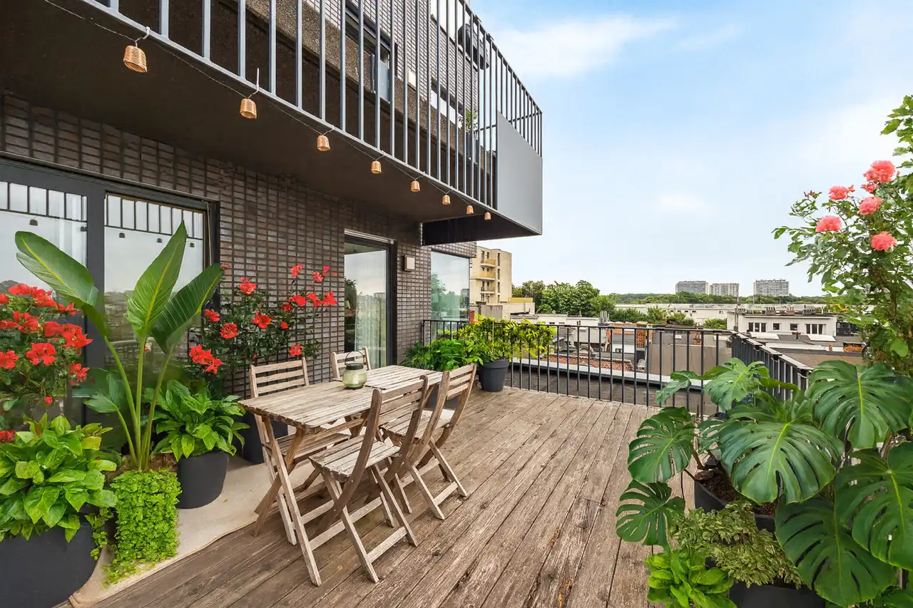 Energiezuinig (EPC A) 1slk-appartement met GIGA-terras van 28m² op toplocatie te Zurenborg foto {{pictureIndex}}