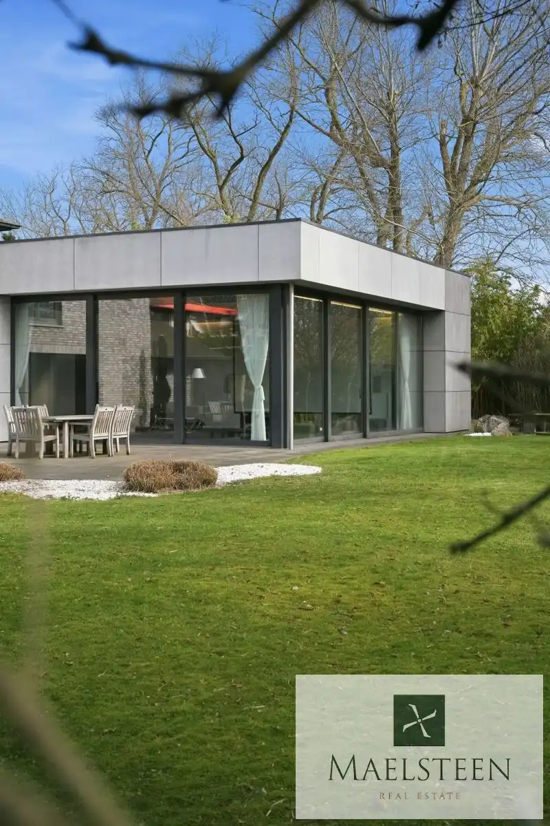 Villa met binnenzwembad op 2.045 m² Sint-Idesbald (Koksijde) foto 9