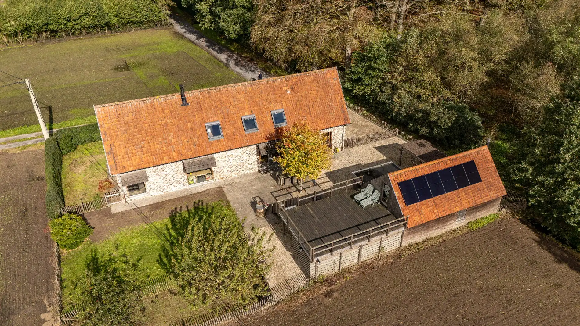 UNIEKE WOONBELEVING OMRINGD DOOR RUST EN NATUUR  foto 3