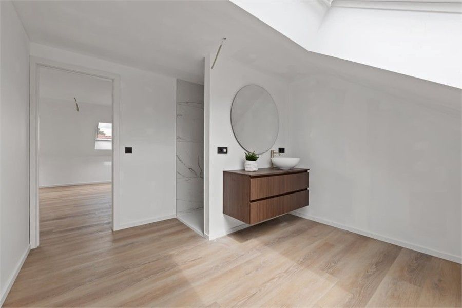 EXCLUSIEF WONEN IN EEN GERESTAUREERDE VIERKANTSHOEVE foto 43