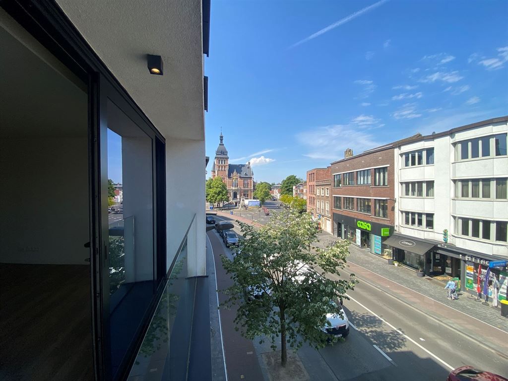 Recent appartement in het centrum van Brasschaat foto 8