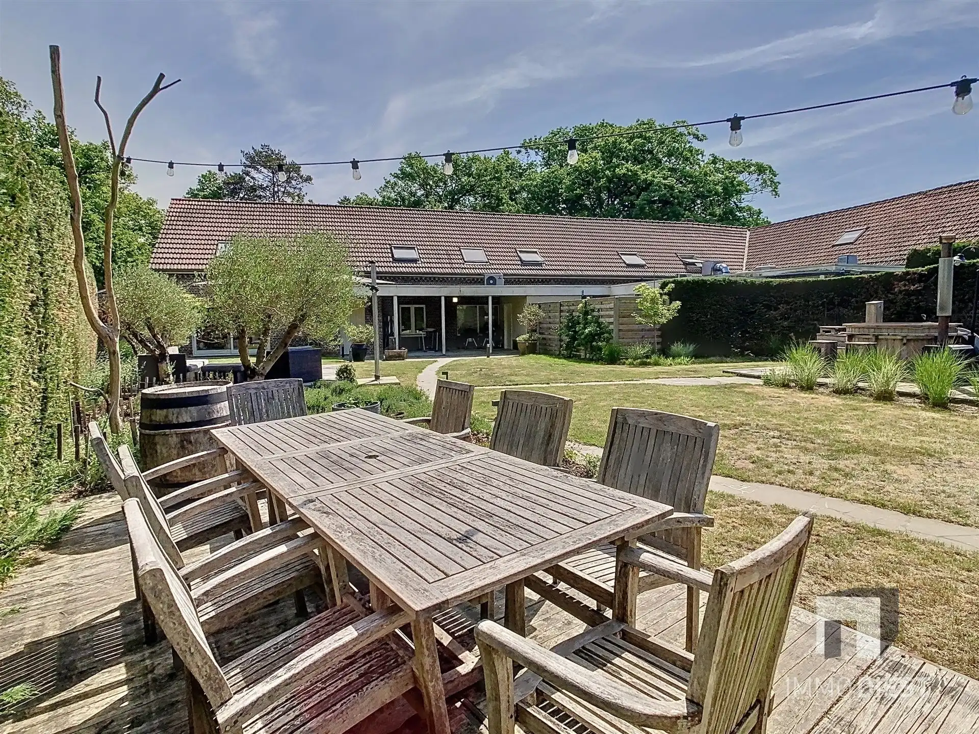 Brasserie - restaurant - feestzaal - privéwoonst foto 55