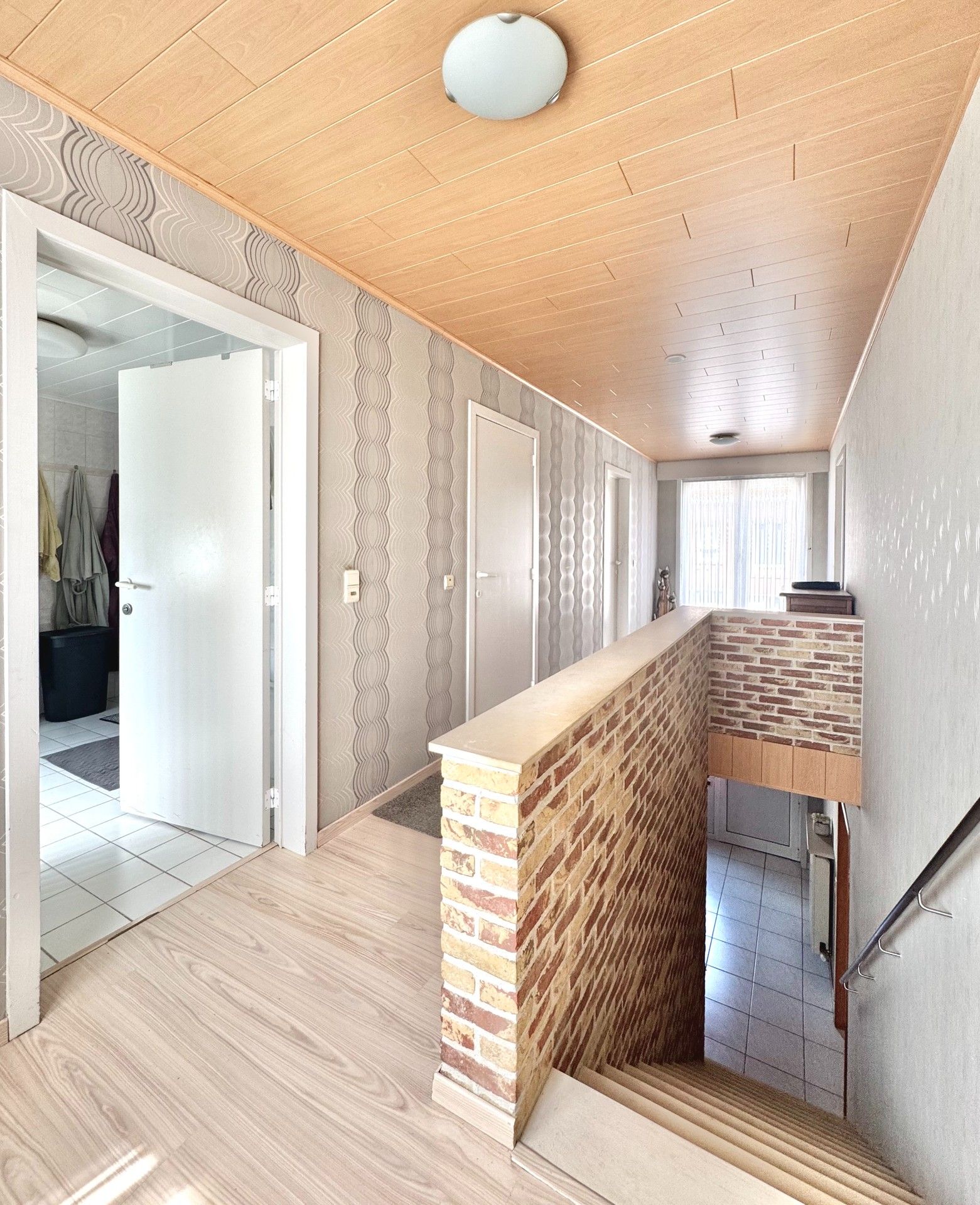 ENERGIEZUINIGE WONING MET 3 SLAAPKAMERS, GROTE GARAGE & TUIN foto 25