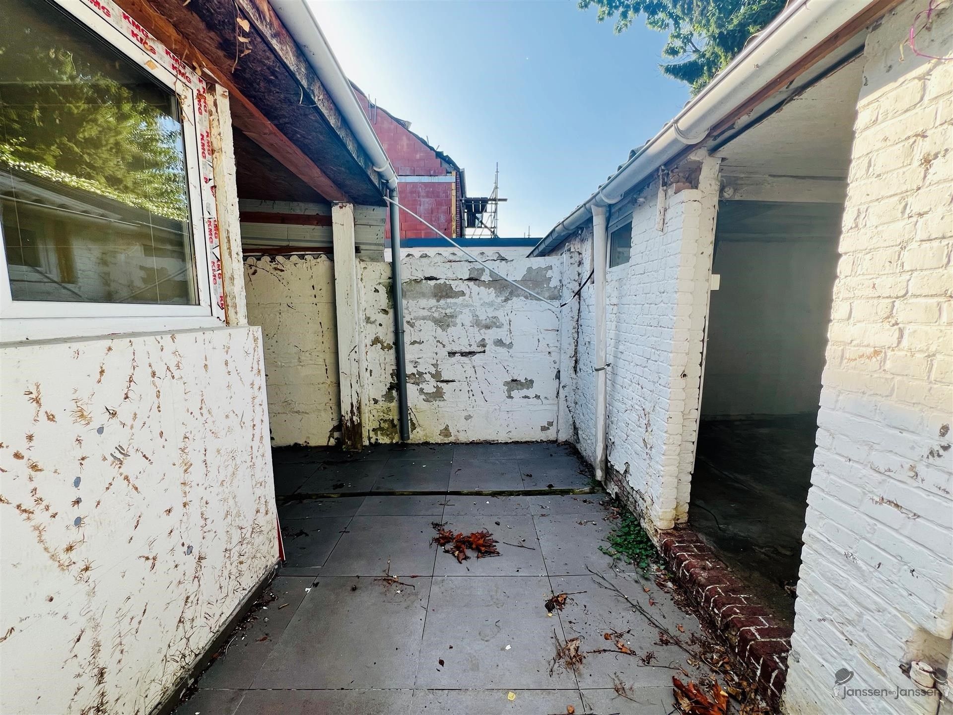 Te renoveren rijwoning met 1 slaapkamer foto 12