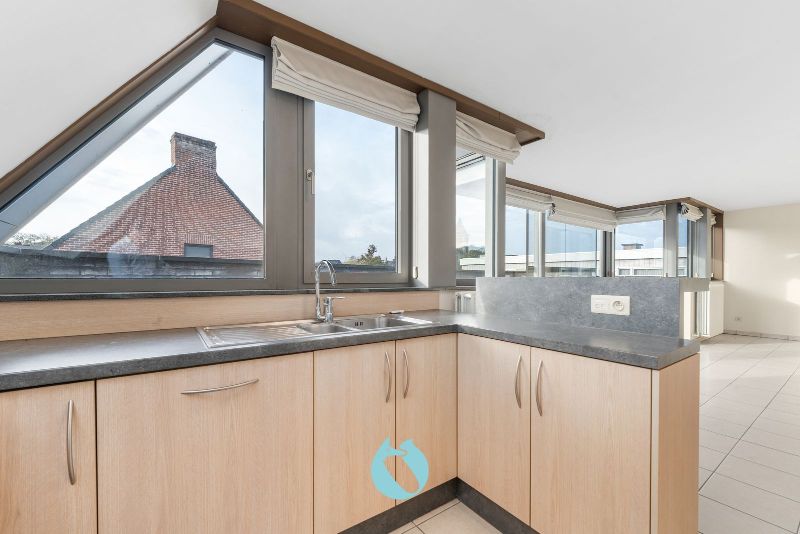 Dit prachtig en ruim appartement met één van de mooiste terrassen te Evergem is gelegen in de Kapellestraat foto 9