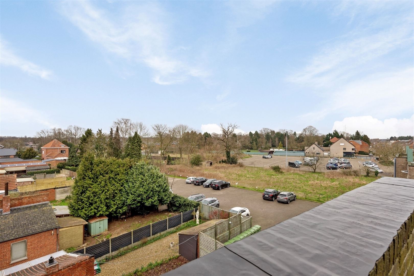 TE HUUR: Ruim gerenoveerd appartement met 3 slaapkamers te Heusden! foto 18