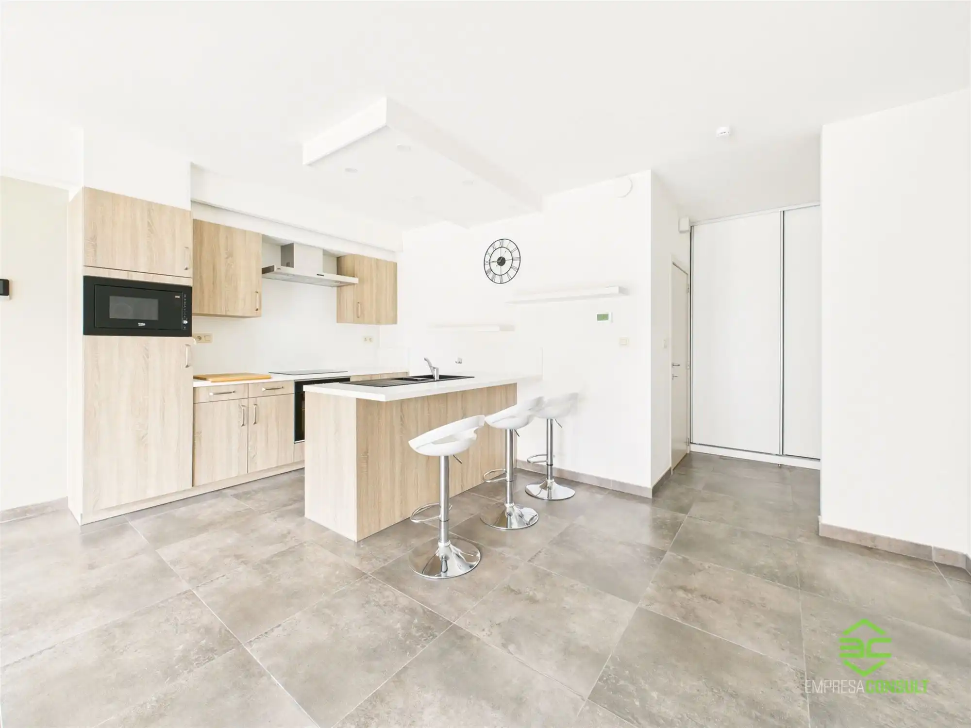 Instapklare gezinswoning met 3 slpk op 1km van het centrum! foto 12