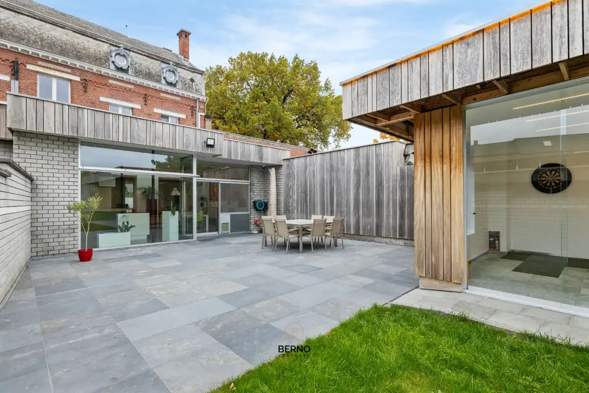 Authentiek herenhuis met moderne luxe en zonnige tuin – Wieze. foto 29