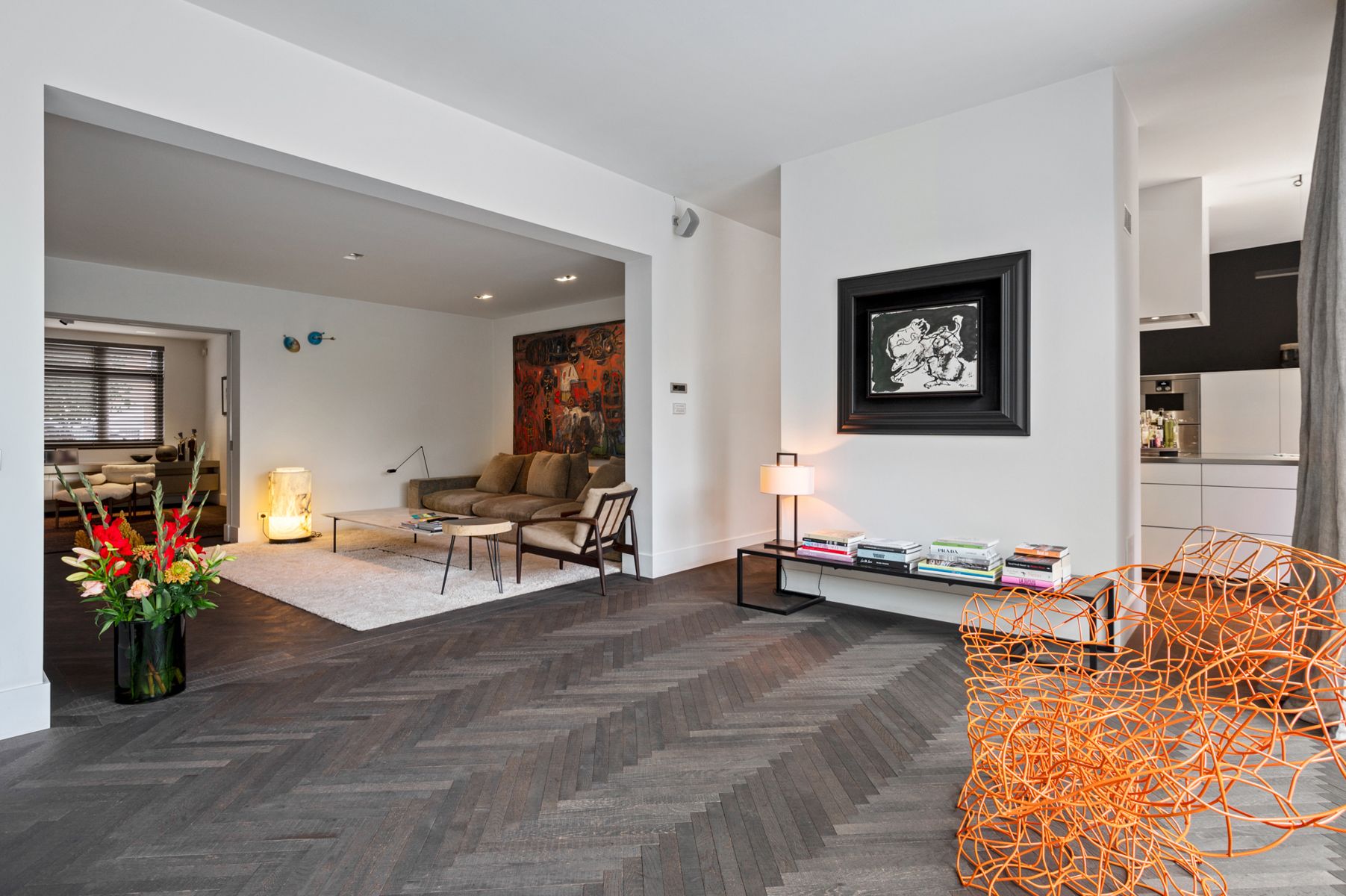 High-end afgewerkte praktijkvilla in het centrum foto 5