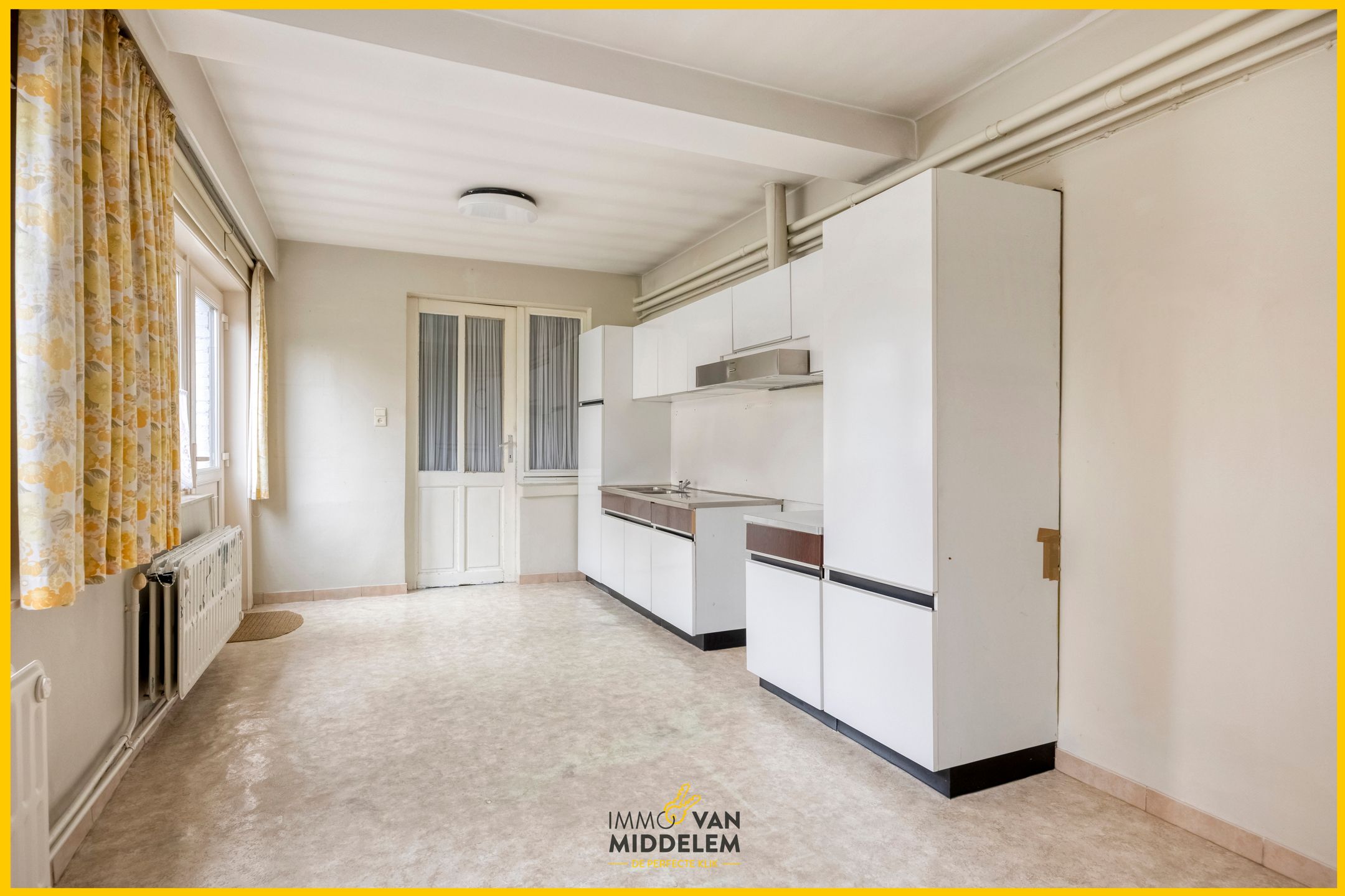 GEZINSWONING MET 4 KAMERS, GARAGE EN TUIN foto 7