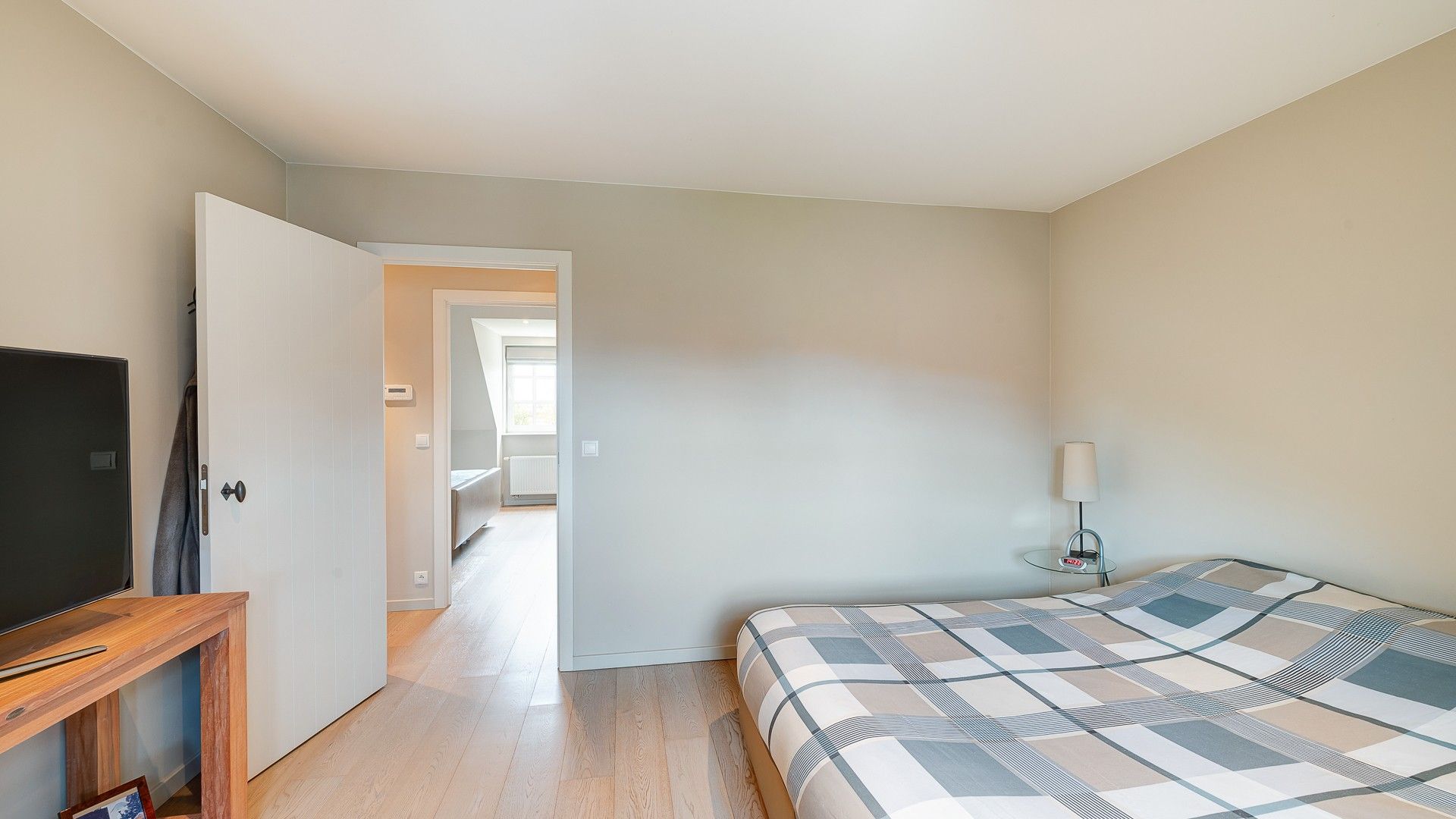 Mooie recente woning rustig gelegen in Knokke, op enkele passen van Duinenwater, de zee en het centrum. foto 21