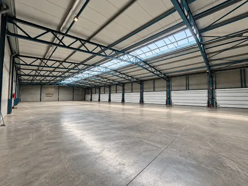 Logistiek magazijn op toplocatie te huur foto 4