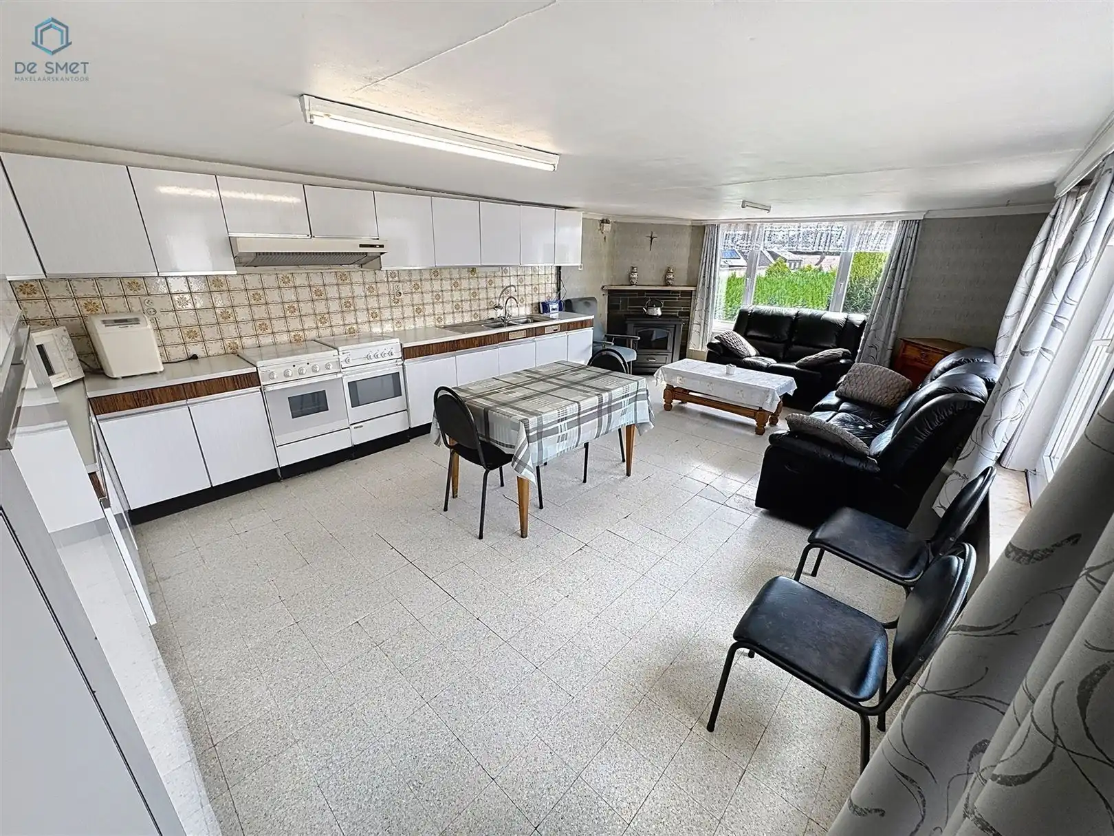 Te renoveren woning met 4 slpks, garage & prachtige tuin vlak aan station Lierde foto 16