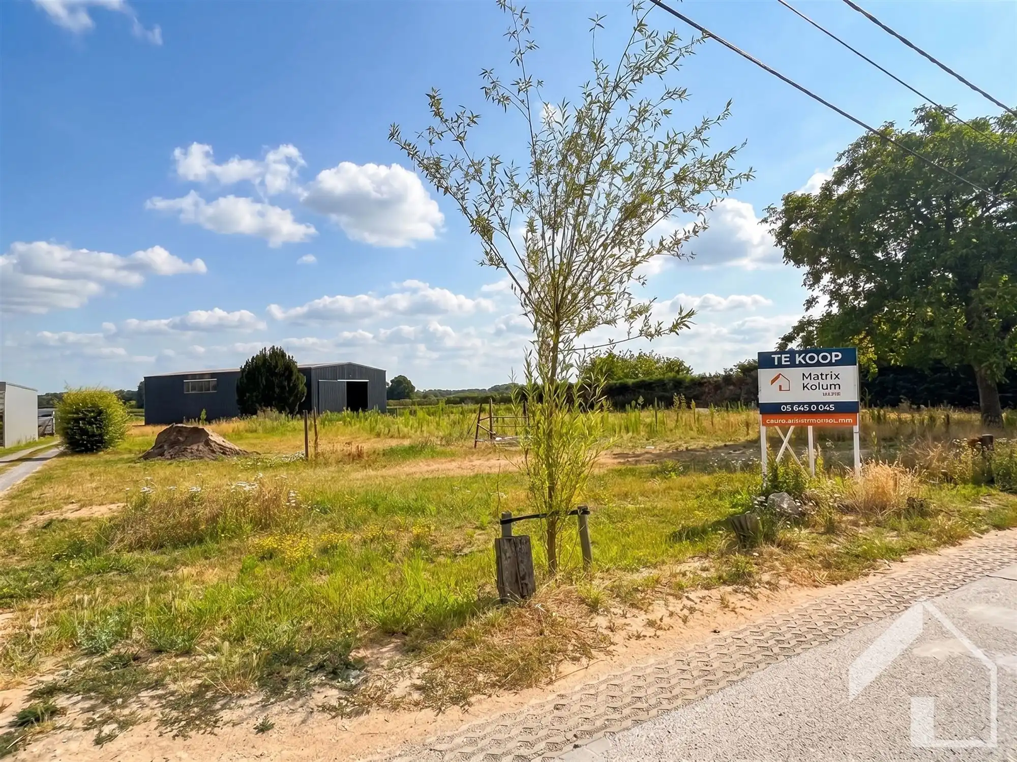 Prachtig perceel bouwgrond voor open bebouwing foto {{pictureIndex}}