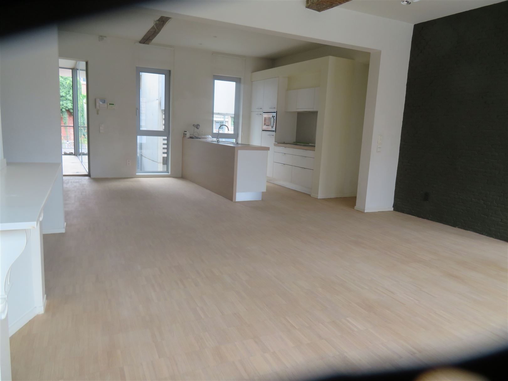 Loft appartement met één slaapkamer in hartje Antwerpen, zijstraat van de Meir! foto 2