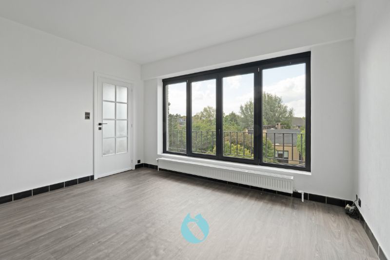 Rustig gelegen appartement met 2 slaapkamers foto 3