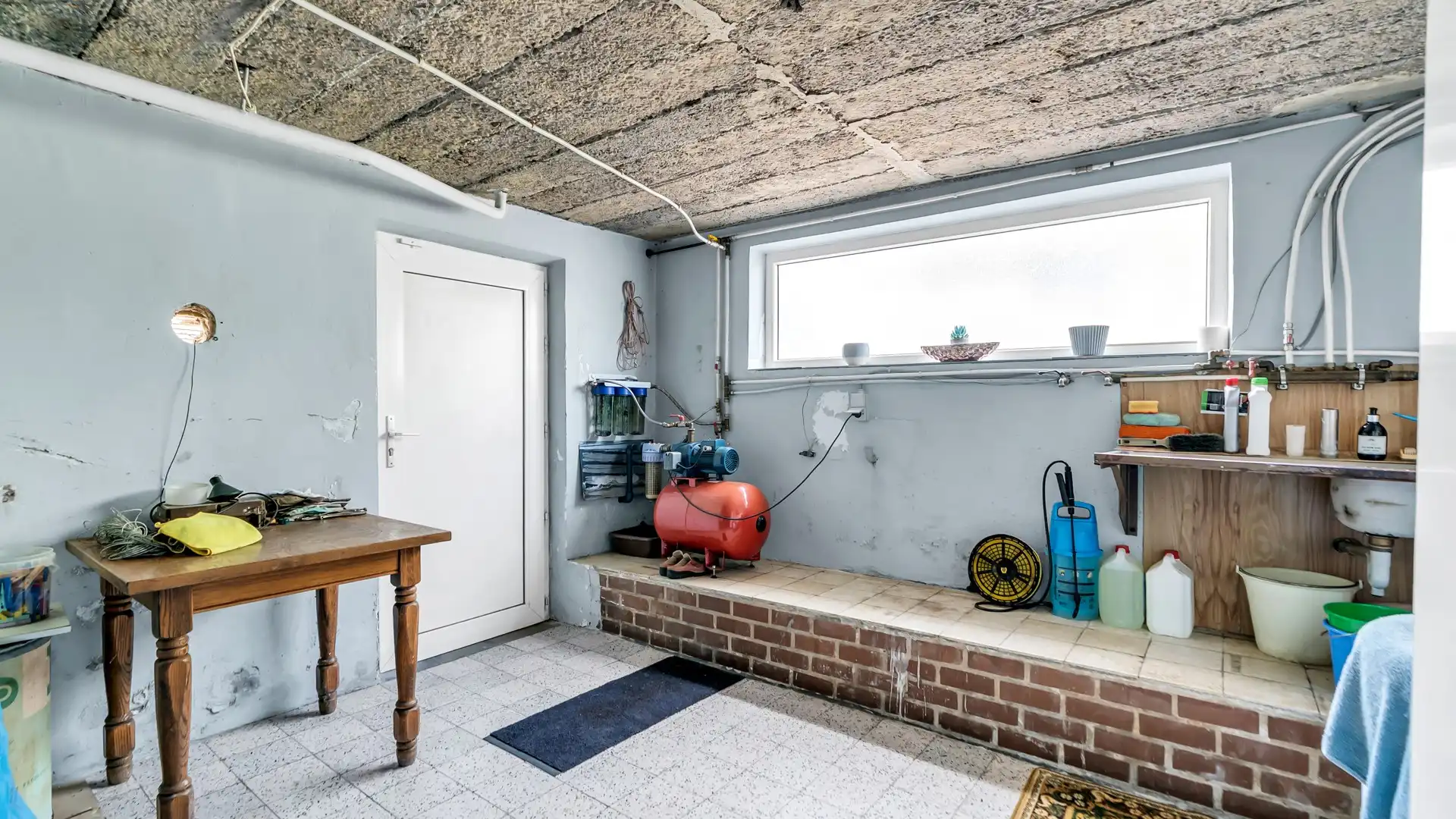 Te renoveren gezinswoning met 3 slaapkamers op ruim perceel van 12a31ca foto 20