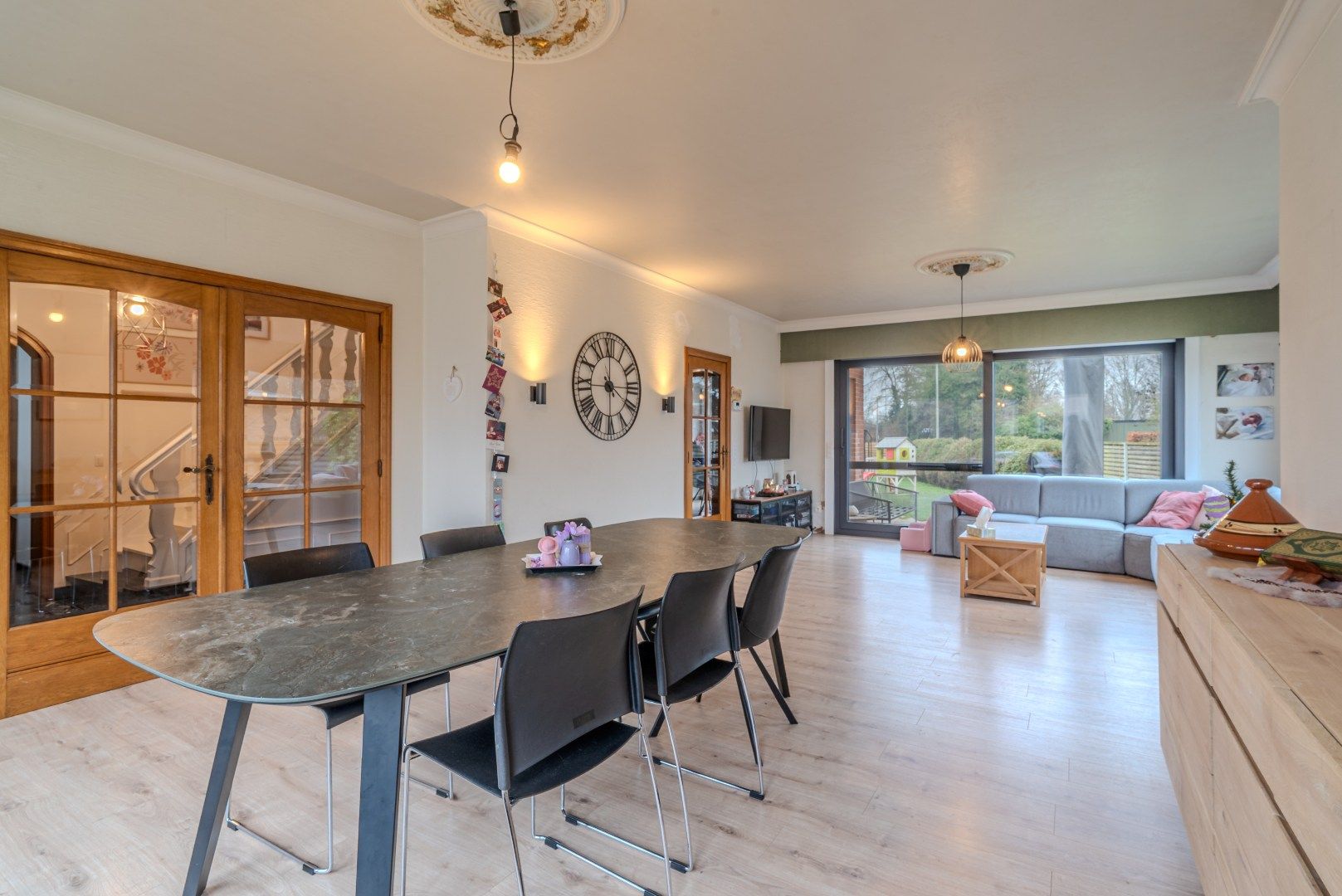 Ruime en karaktervolle villa op 750m² in Deerlijk foto 3