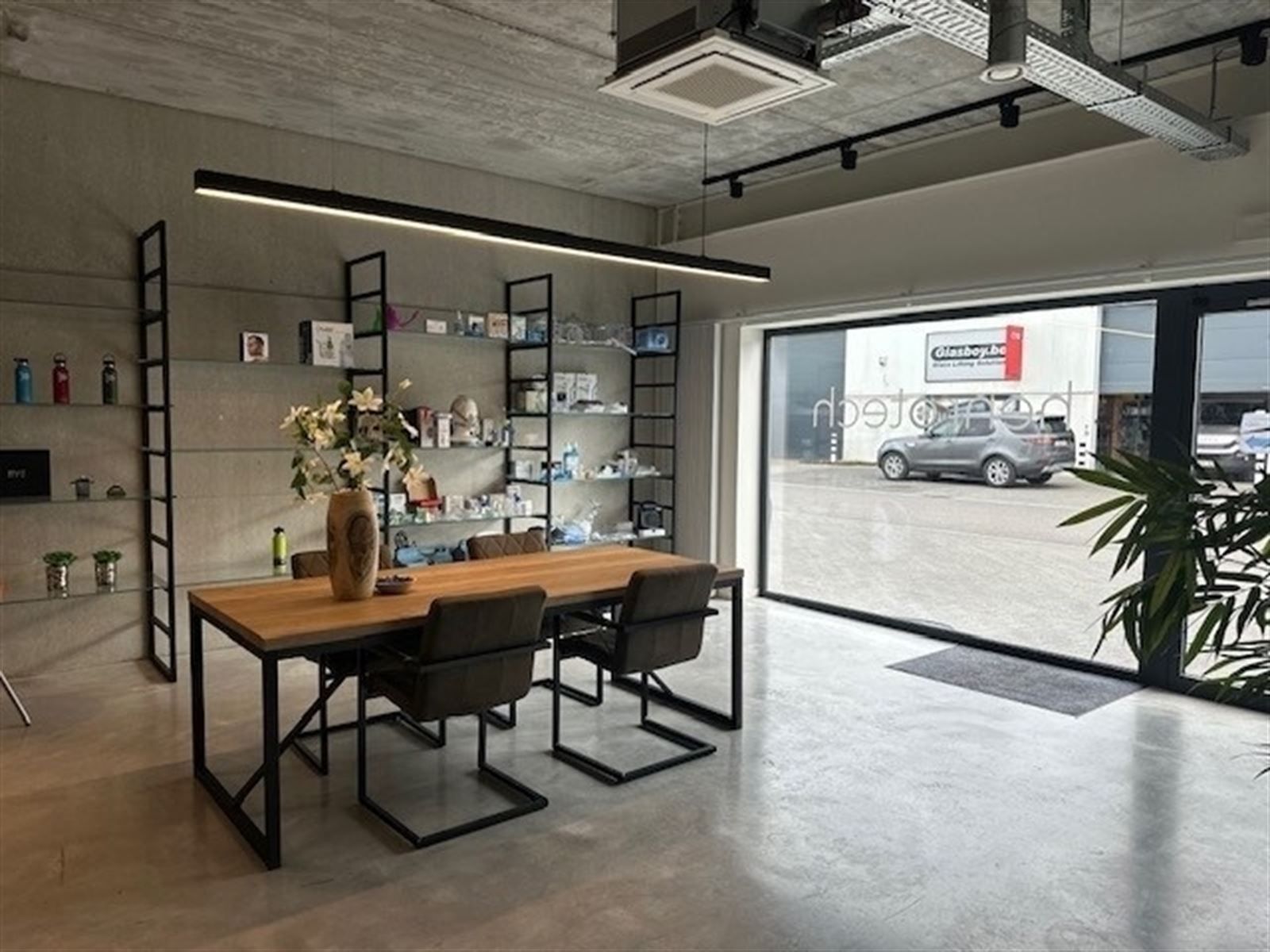 Bedrijfspand  in business park Gate 7 (ultramodern businesspark) foto 15