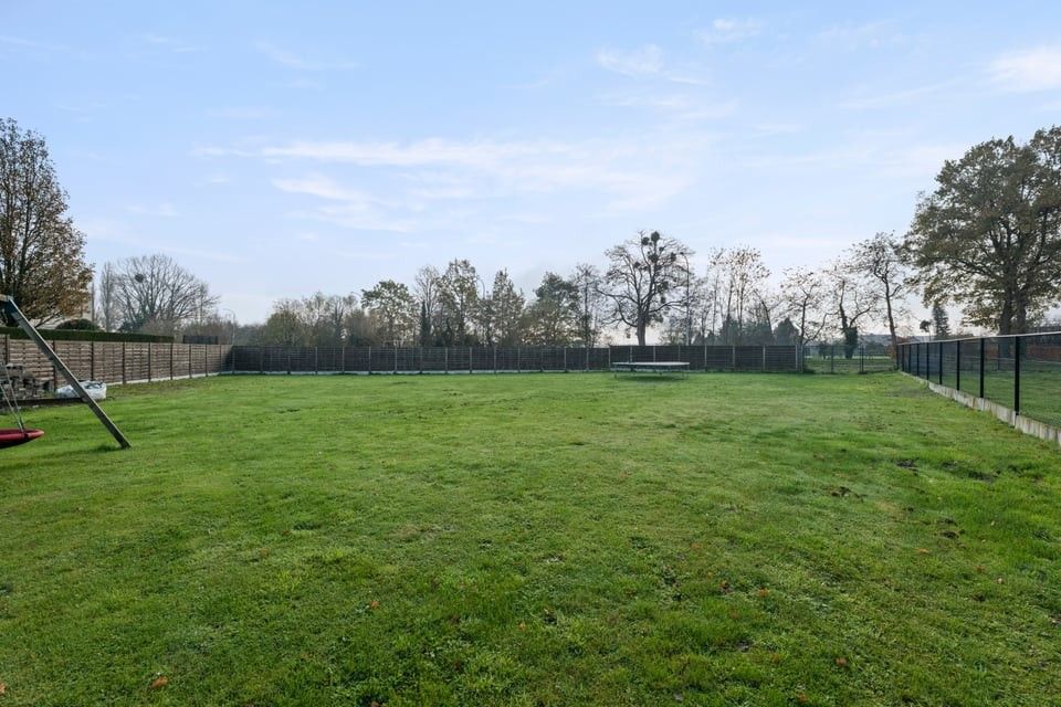 UITZONDERLIJKE OPEN BEBOUWING MET VEEL RUIMTE EN LICHT, OOK GESCHIKT ALS KANGEROEWONING foto 4