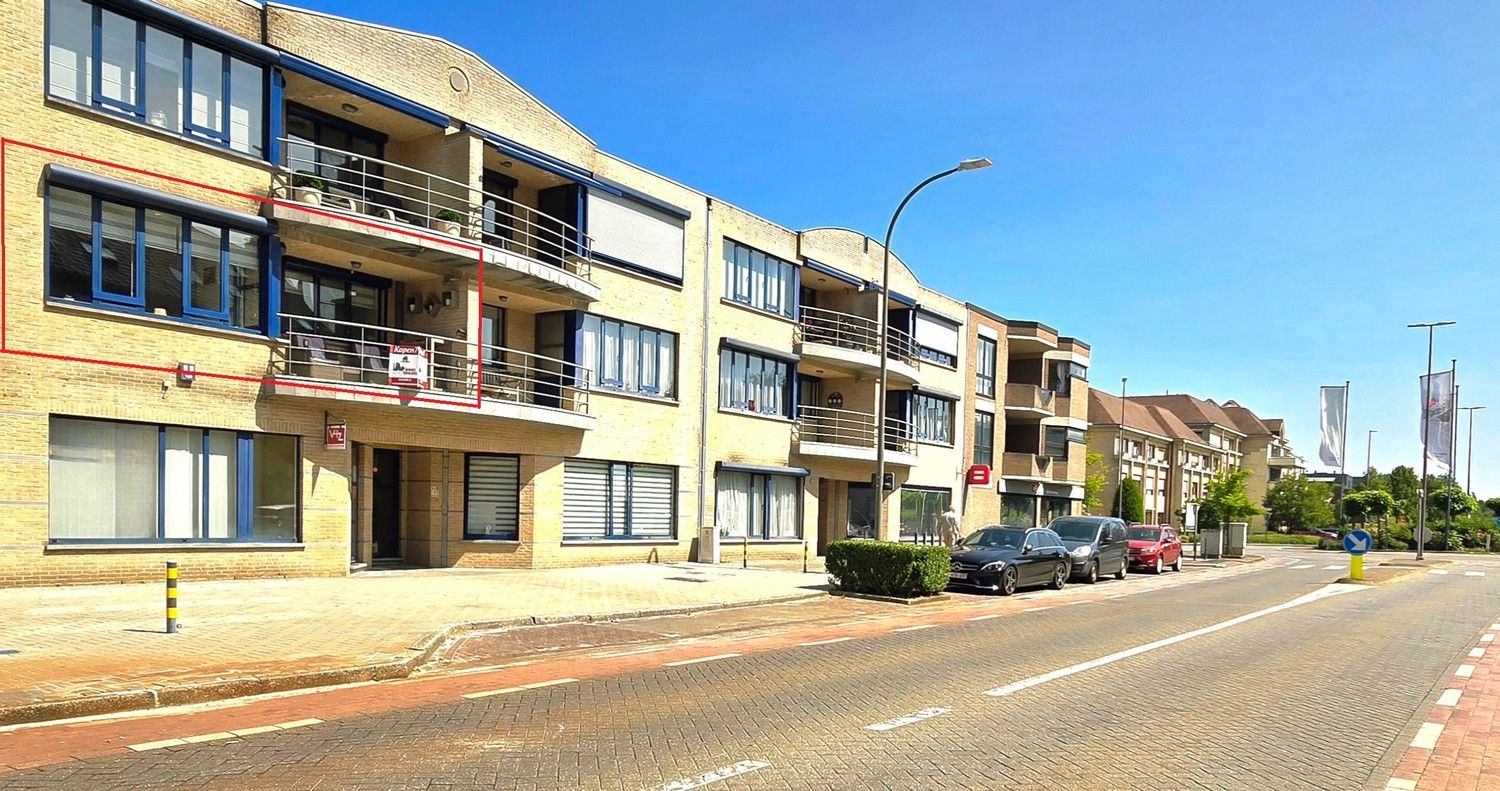 TE KOOP : instapklaar appartement op centrale ligging met 2 slaapkamers en 2 terrassen foto 2