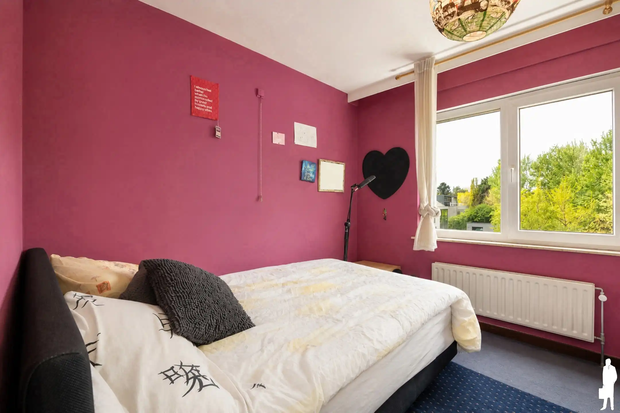 Ruim appartement met terras & garage te Burcht  foto 8