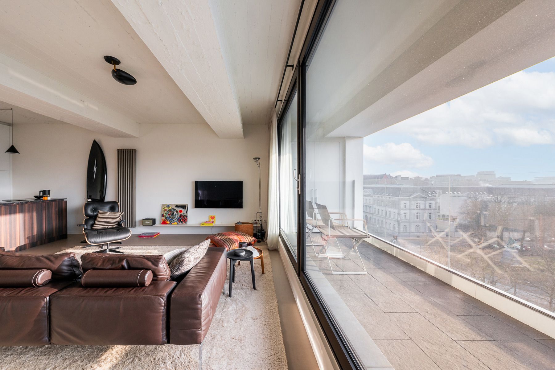 Bemeubeld luxeappartement aan Theaterbuurt foto 8