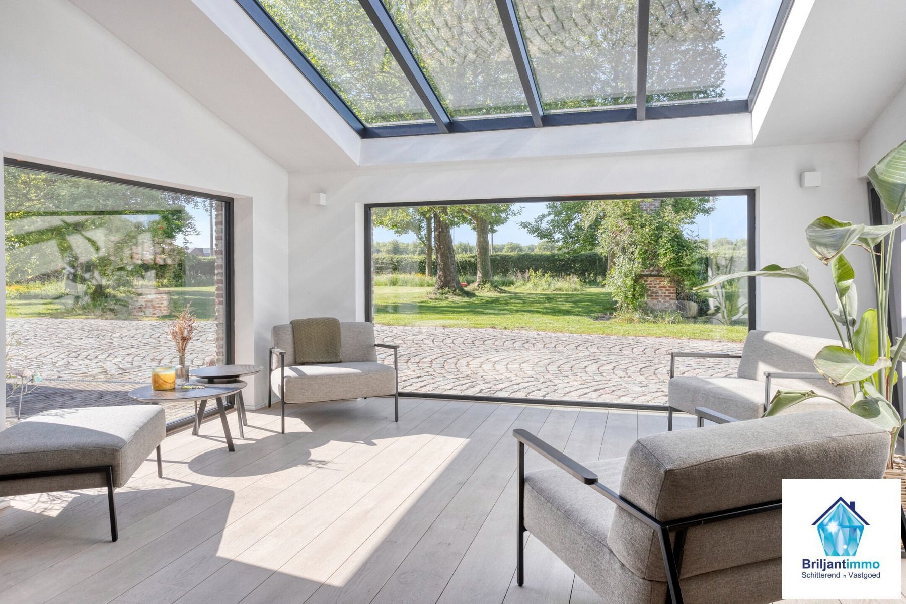 Exclusieve hoeve met charme en moderne afwerking foto {{pictureIndex}}