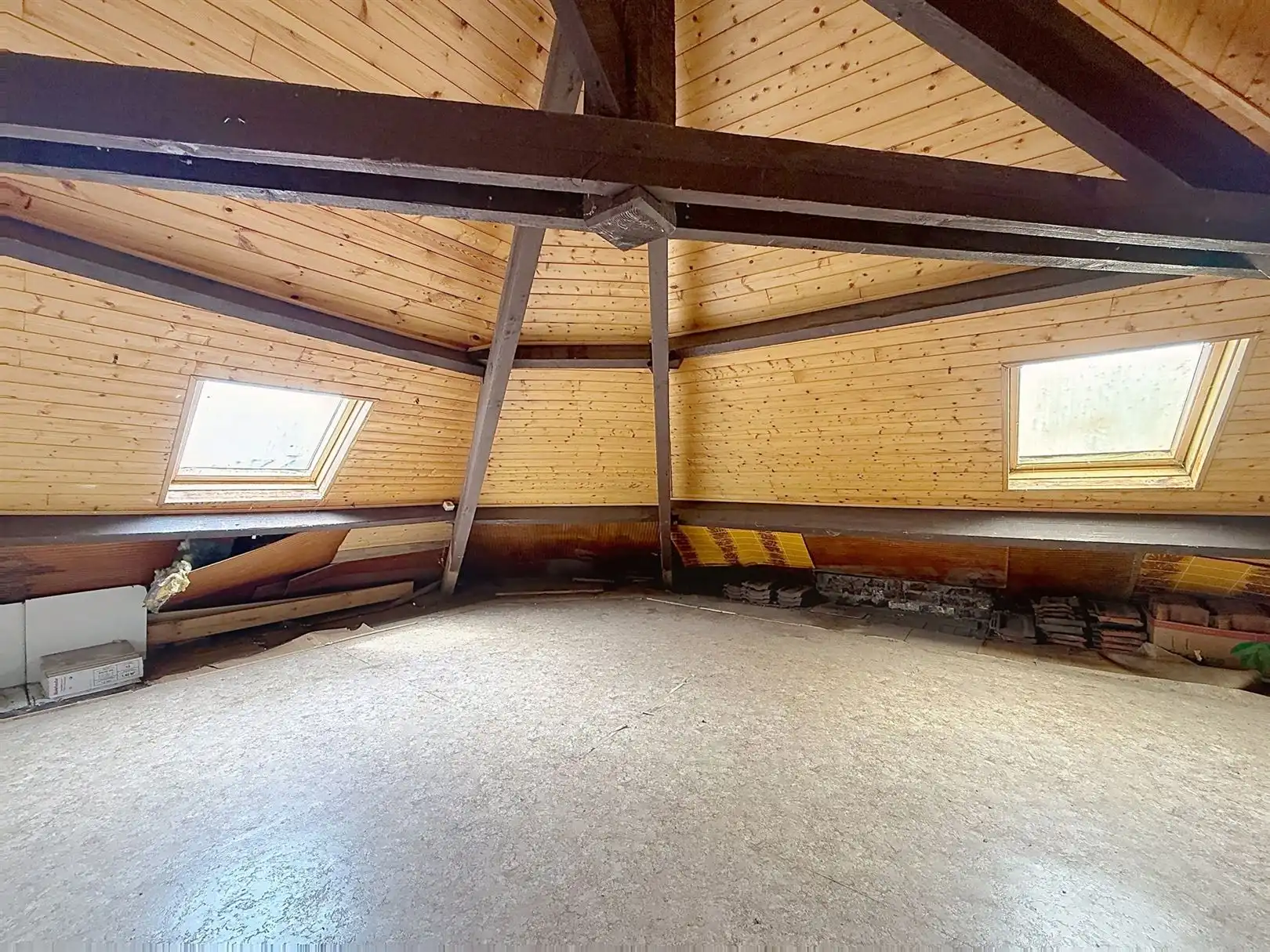 Te renoveren halfopen bebouwing, 4 slpks, garage en tuin foto 23