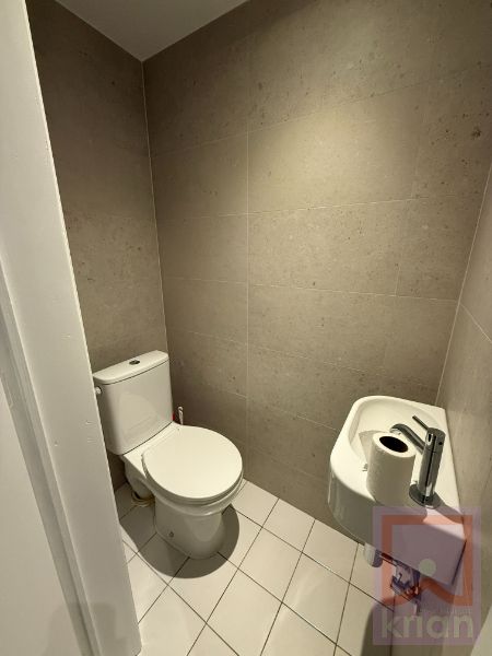 Ruim gelijkvloersapp (100m²) in centrum Geel foto 4