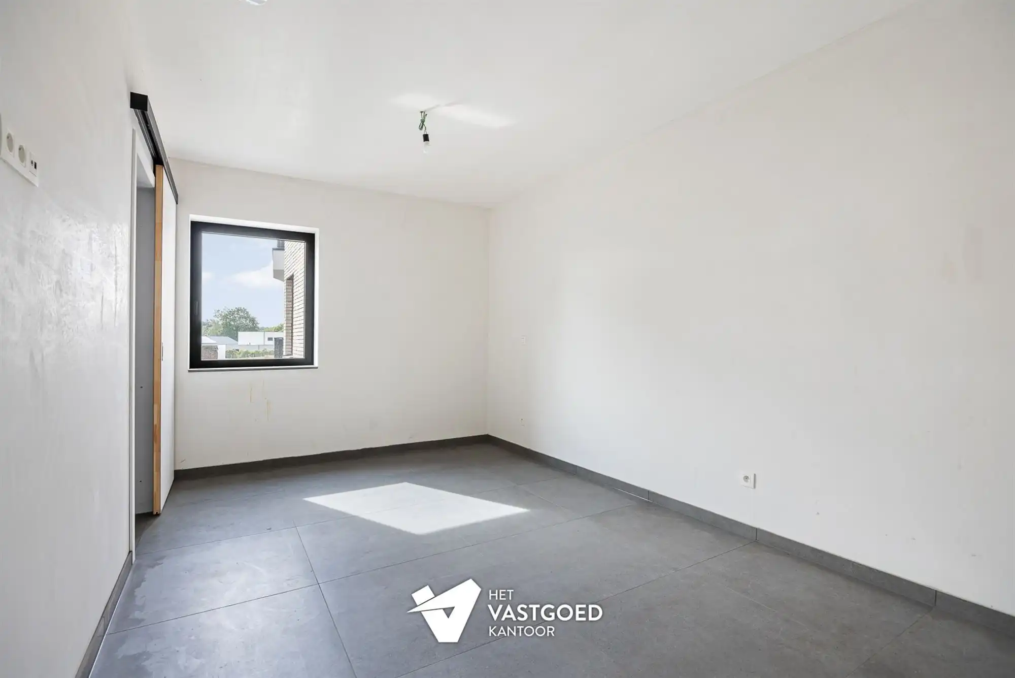 COMFORTABEL APPARTEMENT MET RUIM TERRAS OP DE EERSTE VERDIEPING foto 14