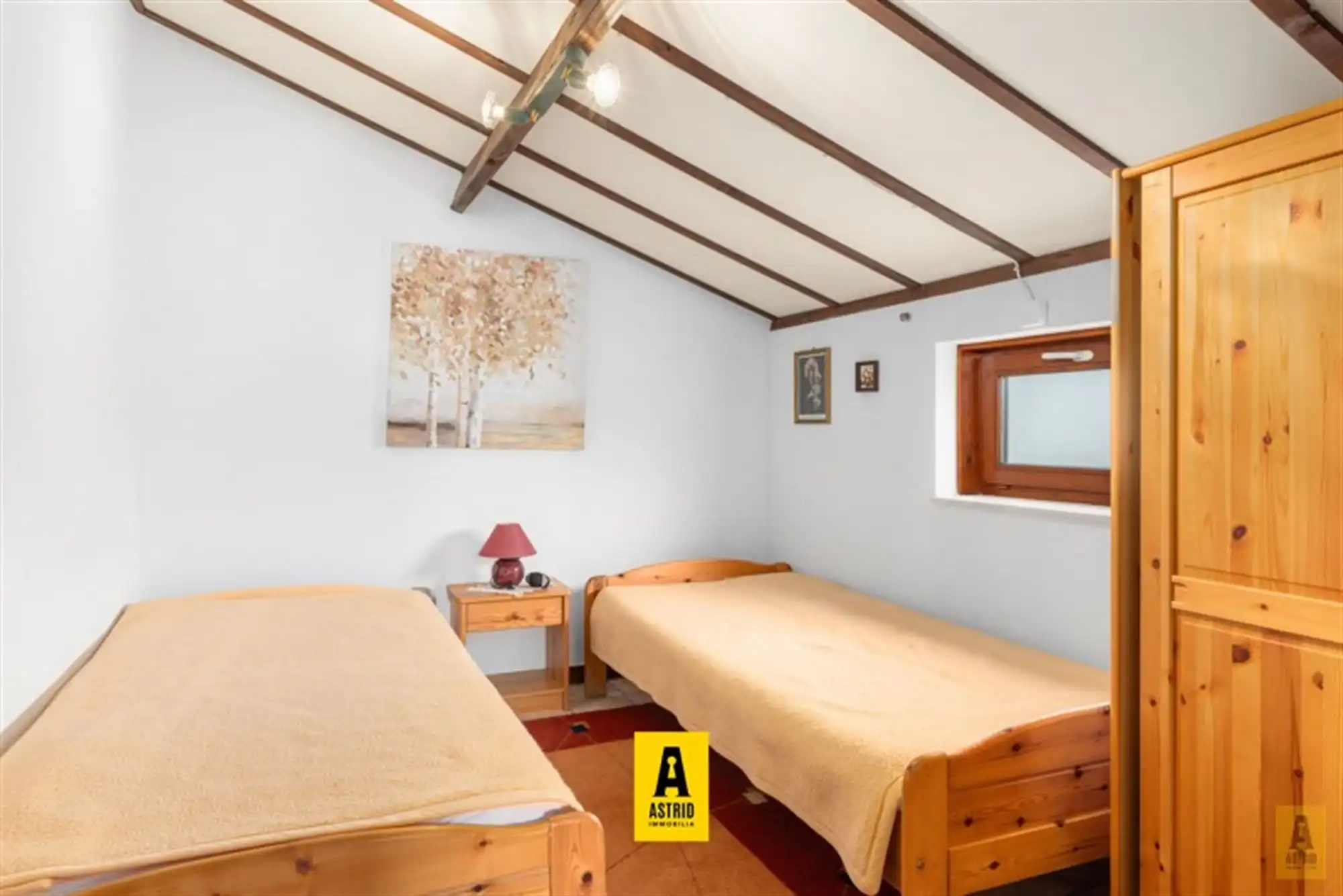 Instapklaar vakantiehuisje (3 slpks) met parkeerplaats vlakbij zee! foto 13