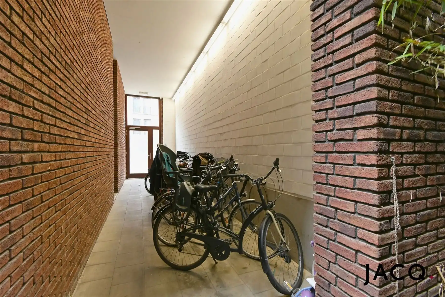 Trendy appartement met 2 slaapkamers op het Eilandje! foto 9
