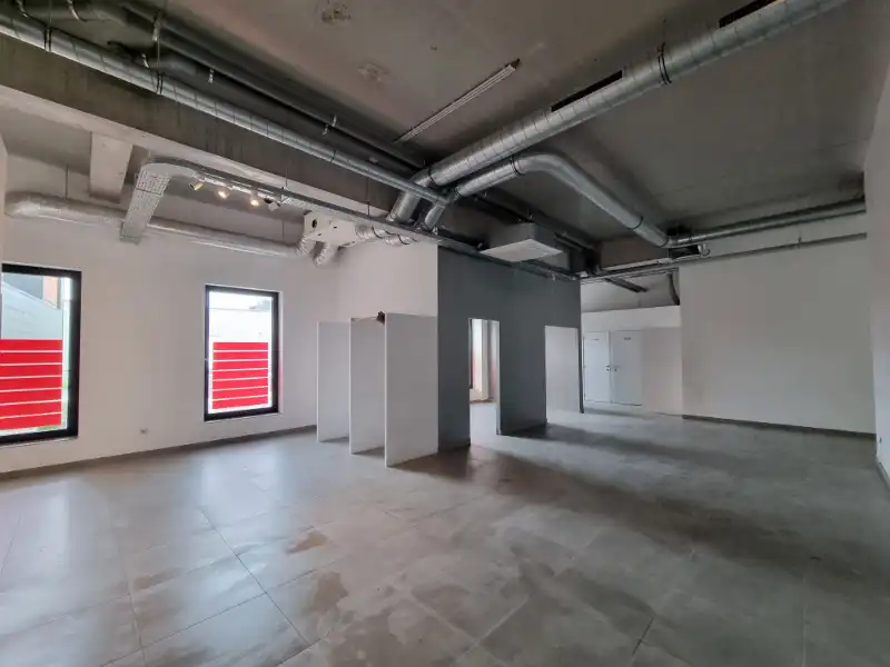 Handelspand te huur foto {{pictureIndex}}