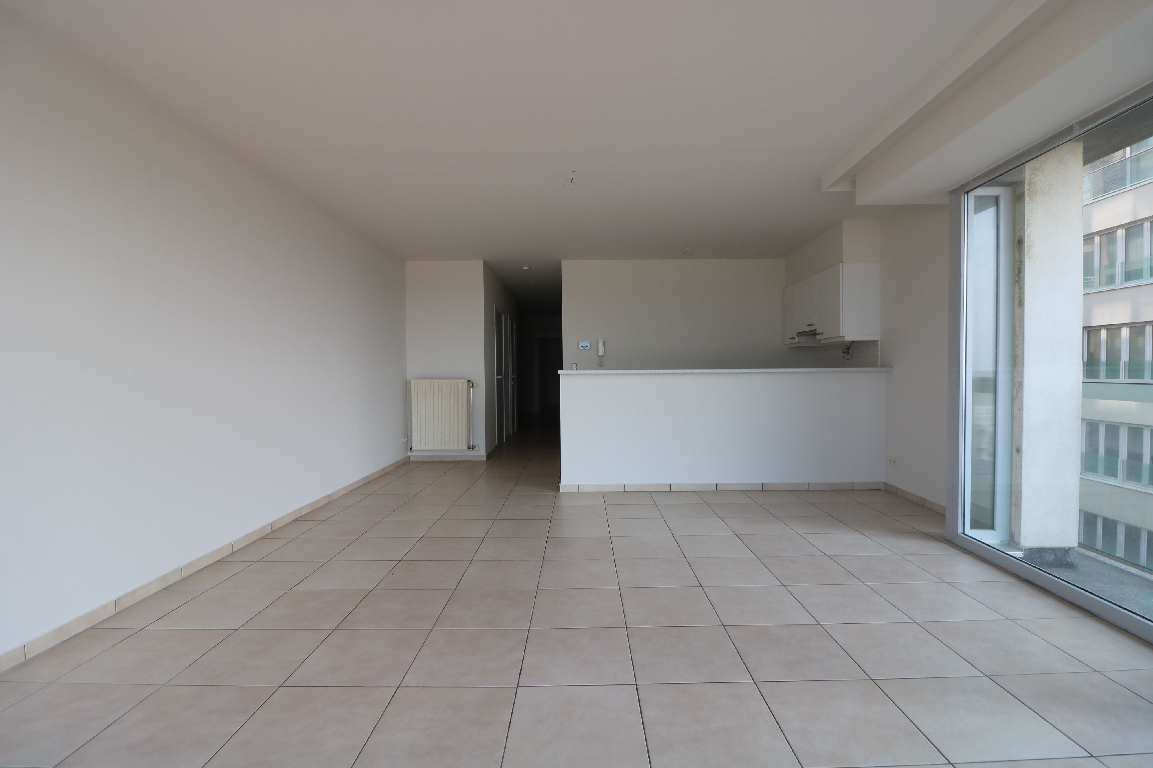 Recent hoekappartement op de zeedijk met 3 slaapkamers en 2 badkamers foto 3