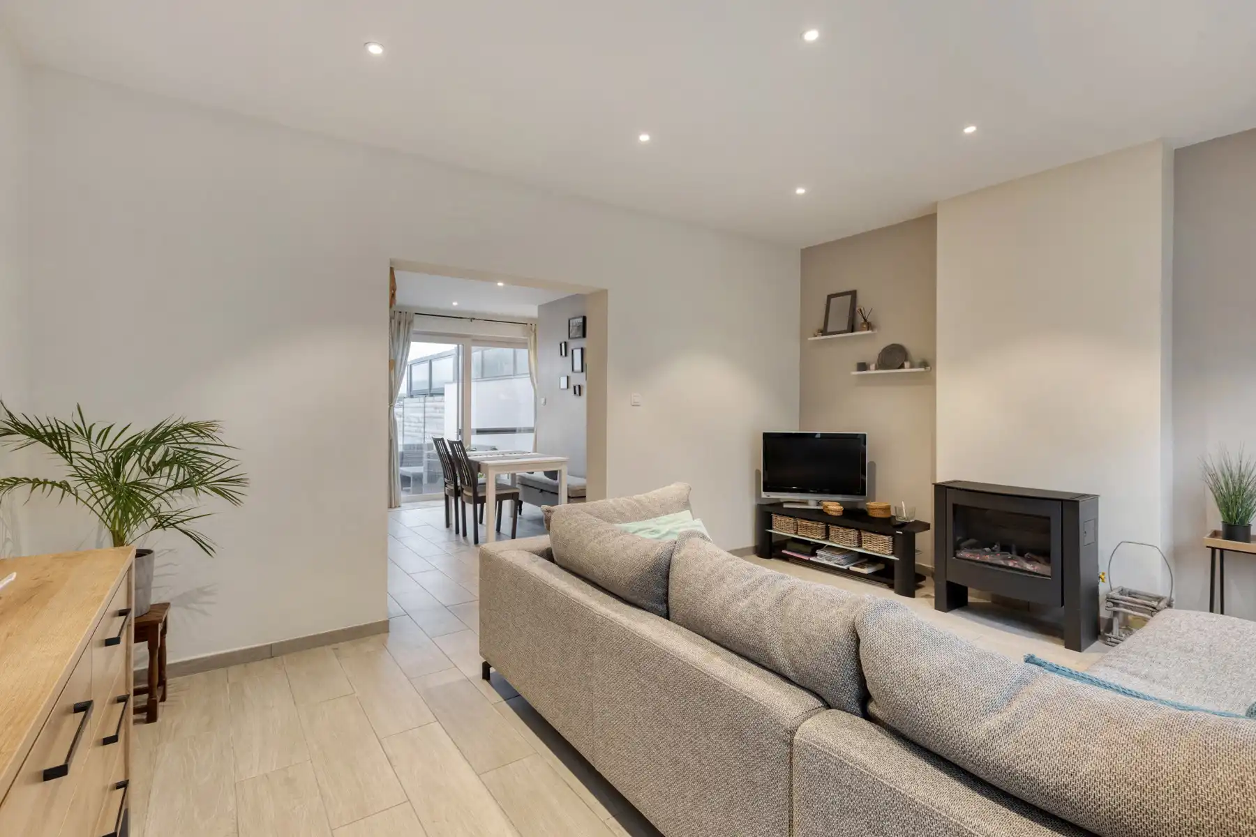 Gezellige instapklare rijwoning  foto 6