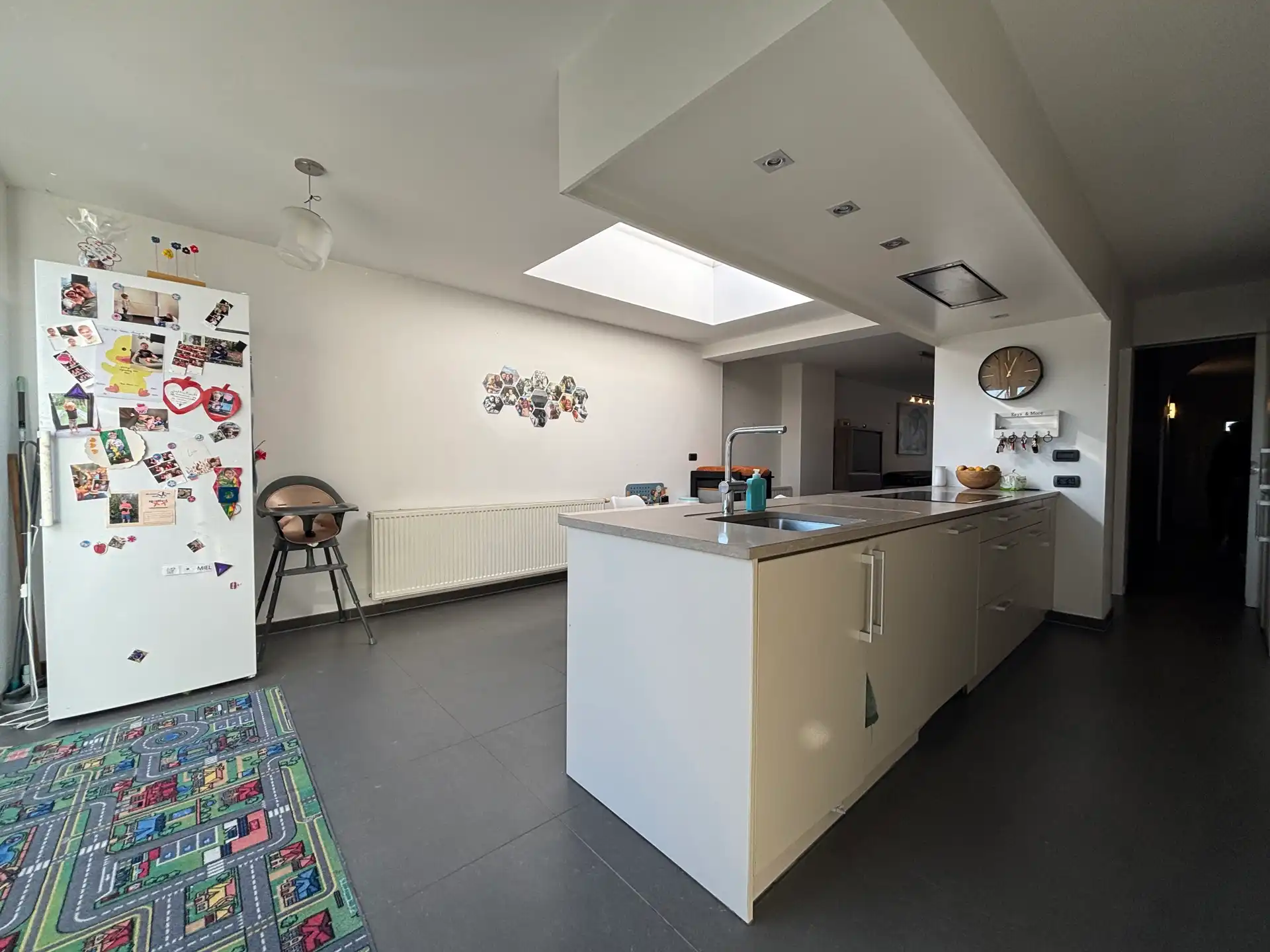 INSTAPKLARE WONING MET 4 SLAAPKAMERS EN TUIN TE SINT-KRUIS! foto 8