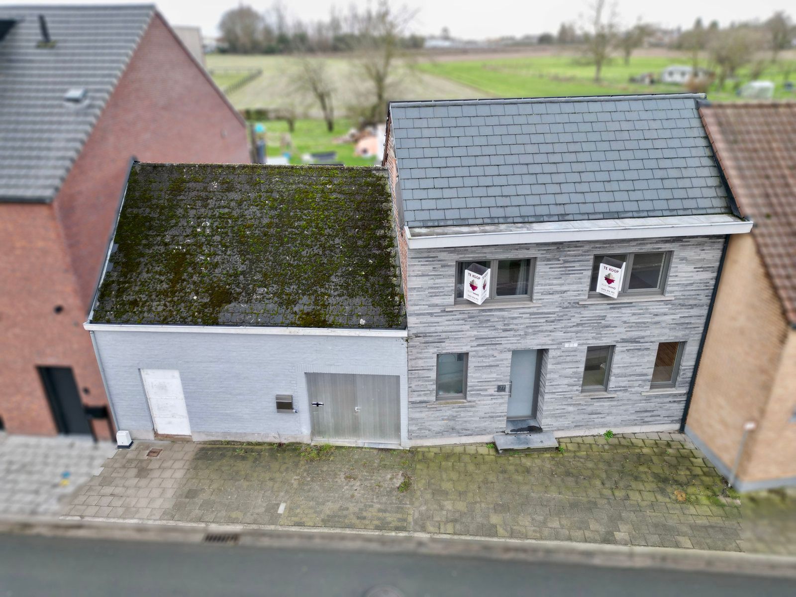 Volledig Instapklare Woning met 3 SLPK, tuin én garage! foto {{pictureIndex}}