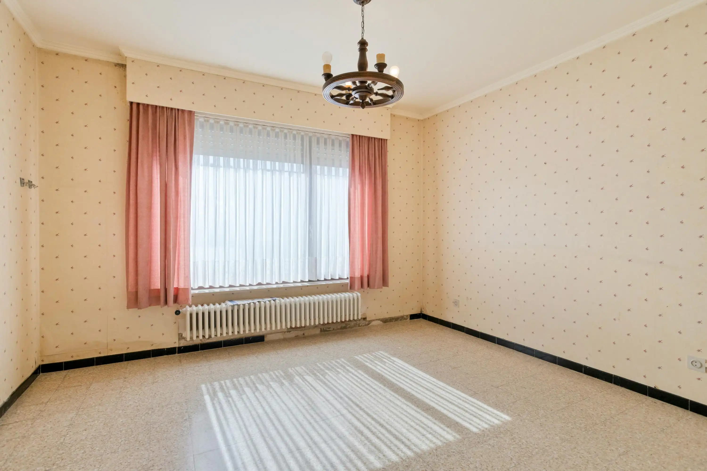 Alleenstaand huis op prachtig stuk grond van 1.037m² in Dentergem foto 8