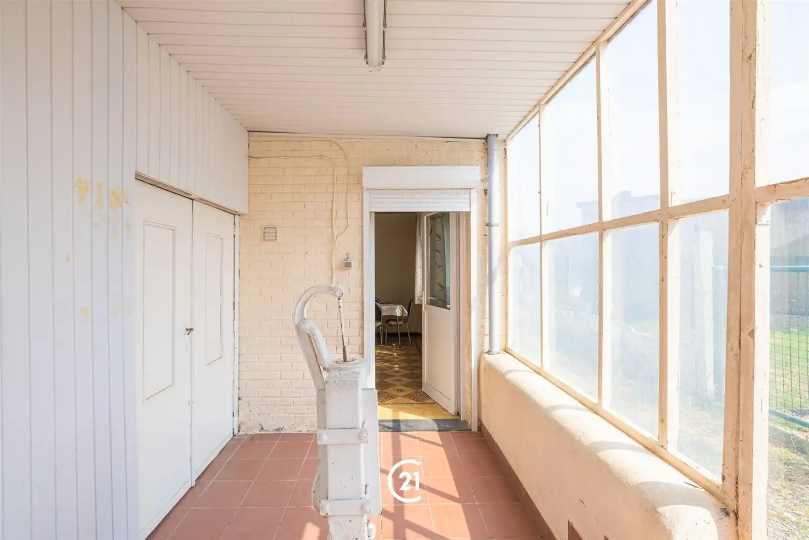  Halfopen woning met garage, tuin en veel potentieel! foto 19