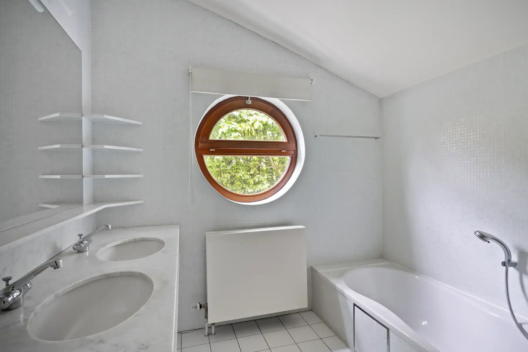 Leemans Immobiliën presenteert u  deze exclusieve villa, gelegen op een uitzonderlijke toplocatie in Asse.  foto 13