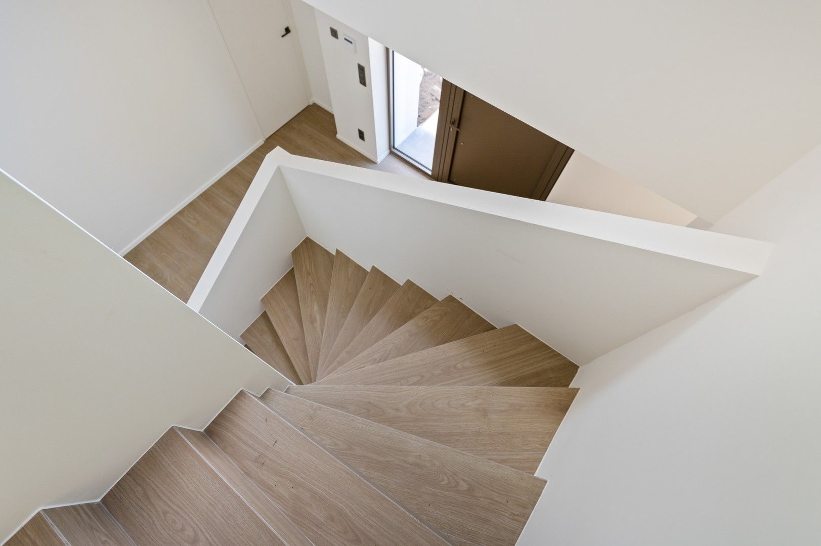 Moderne nieuwbouwvilla op prachtig perceel van 4.718 m² foto 25