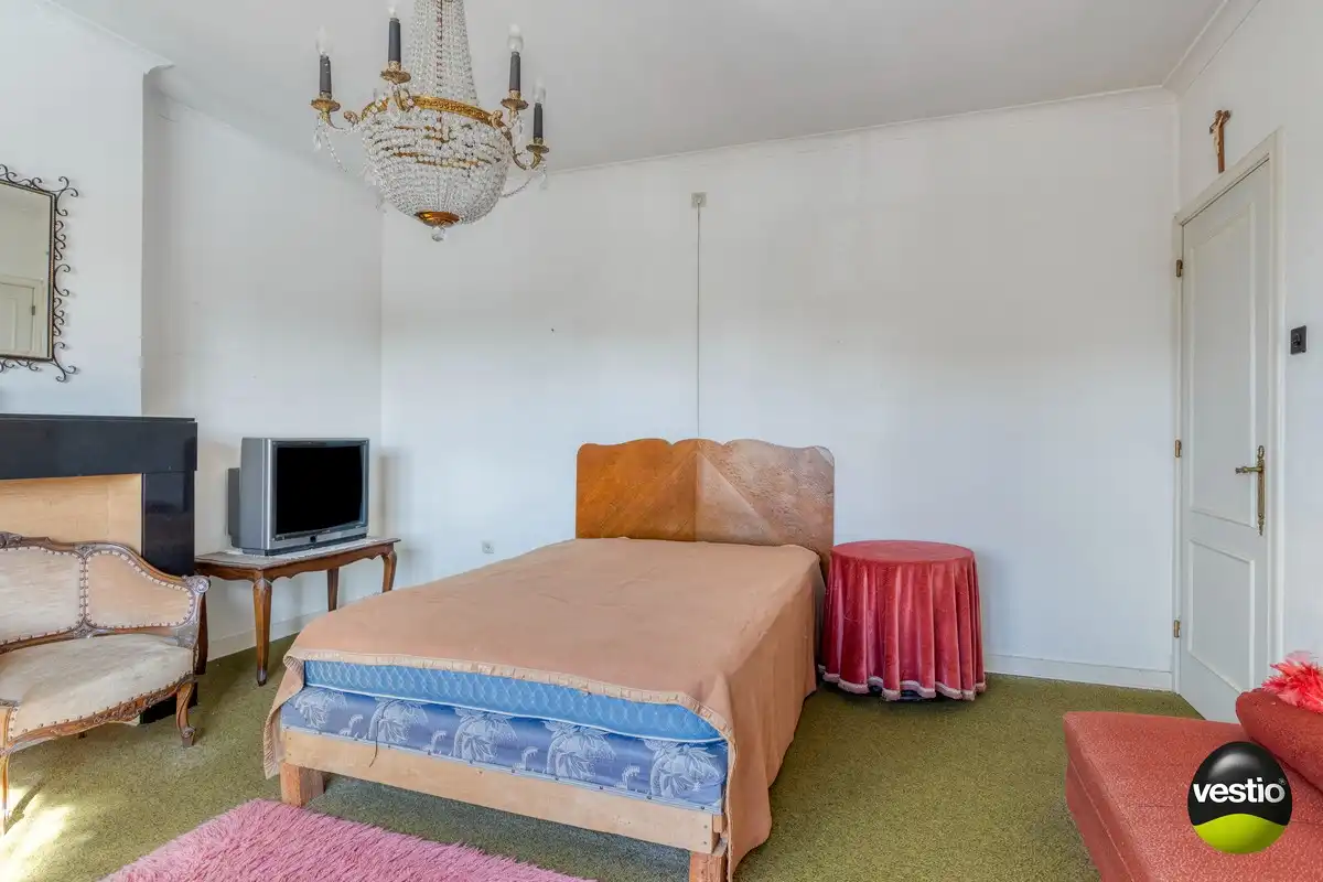 TE RENOVEREN WONING MET 3 SLAAPKAMERS EN GARAGE OP EEN RUIM PERCEEL VAN  8A 29CA IN HARTJE NIEUWERKERKEN foto 21