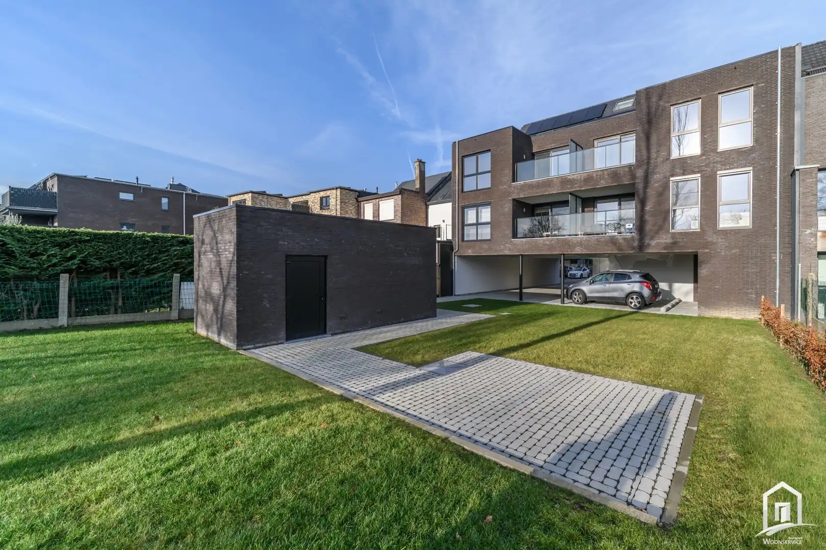 Uiterst ruim en lichtrijk duplex-appartement te Aalst foto 3