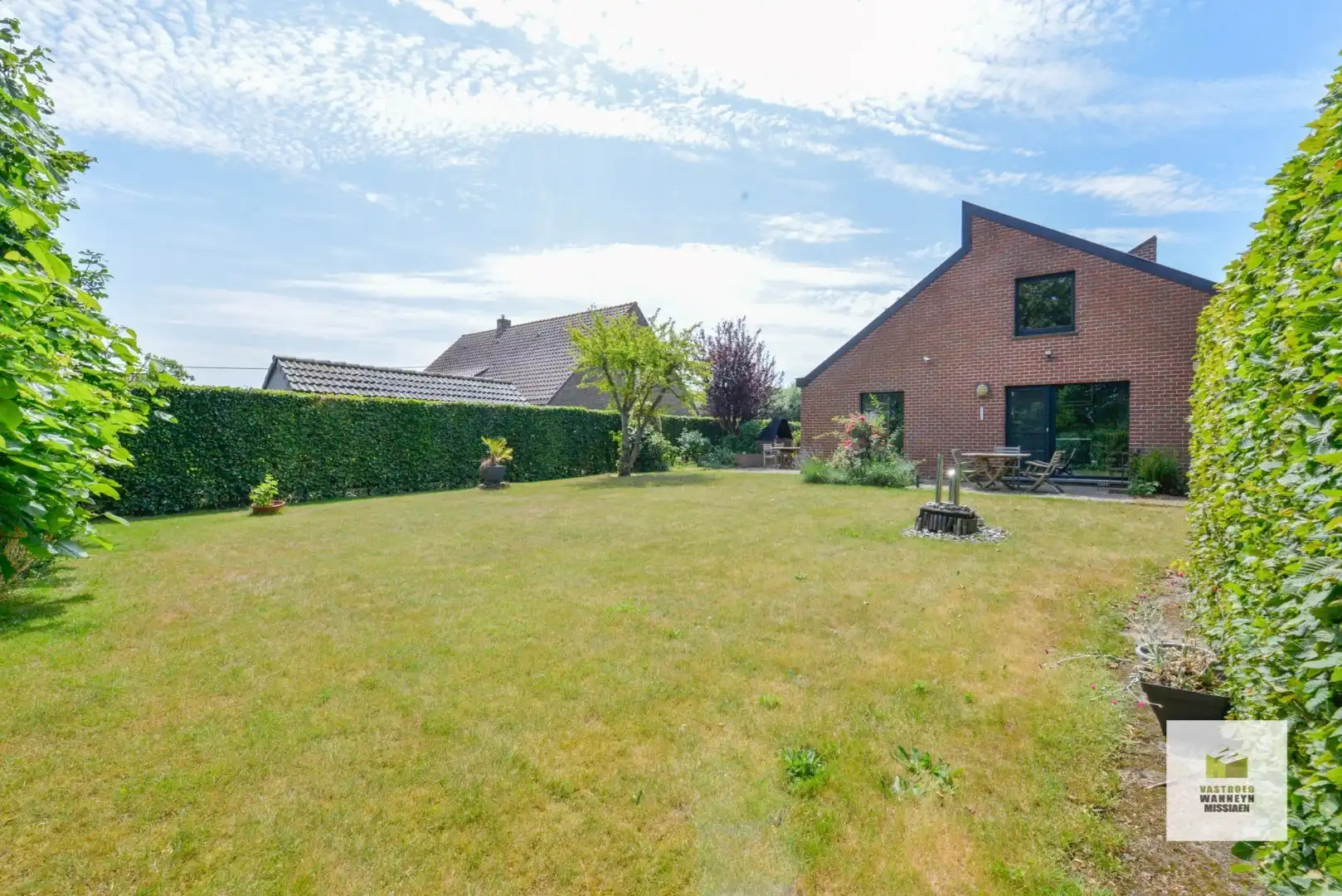 Vrijstaande woning op 700m2 met 3 slpk en zonnige tuin in woonwijk  foto 32