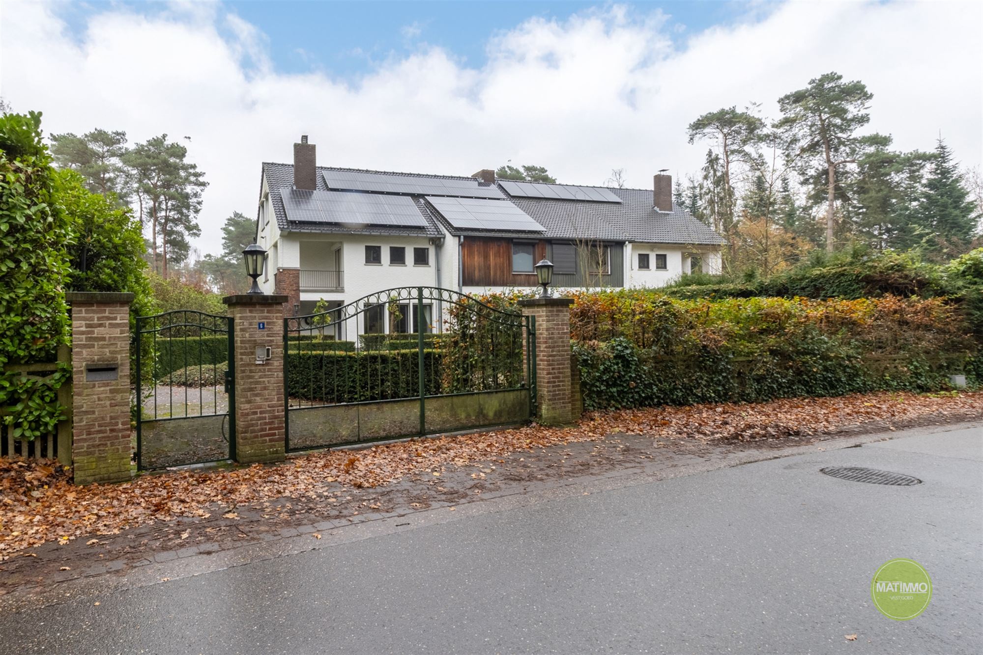 Halfopen woning met 5 slaapkamers in bosrijke omgeving  foto 35