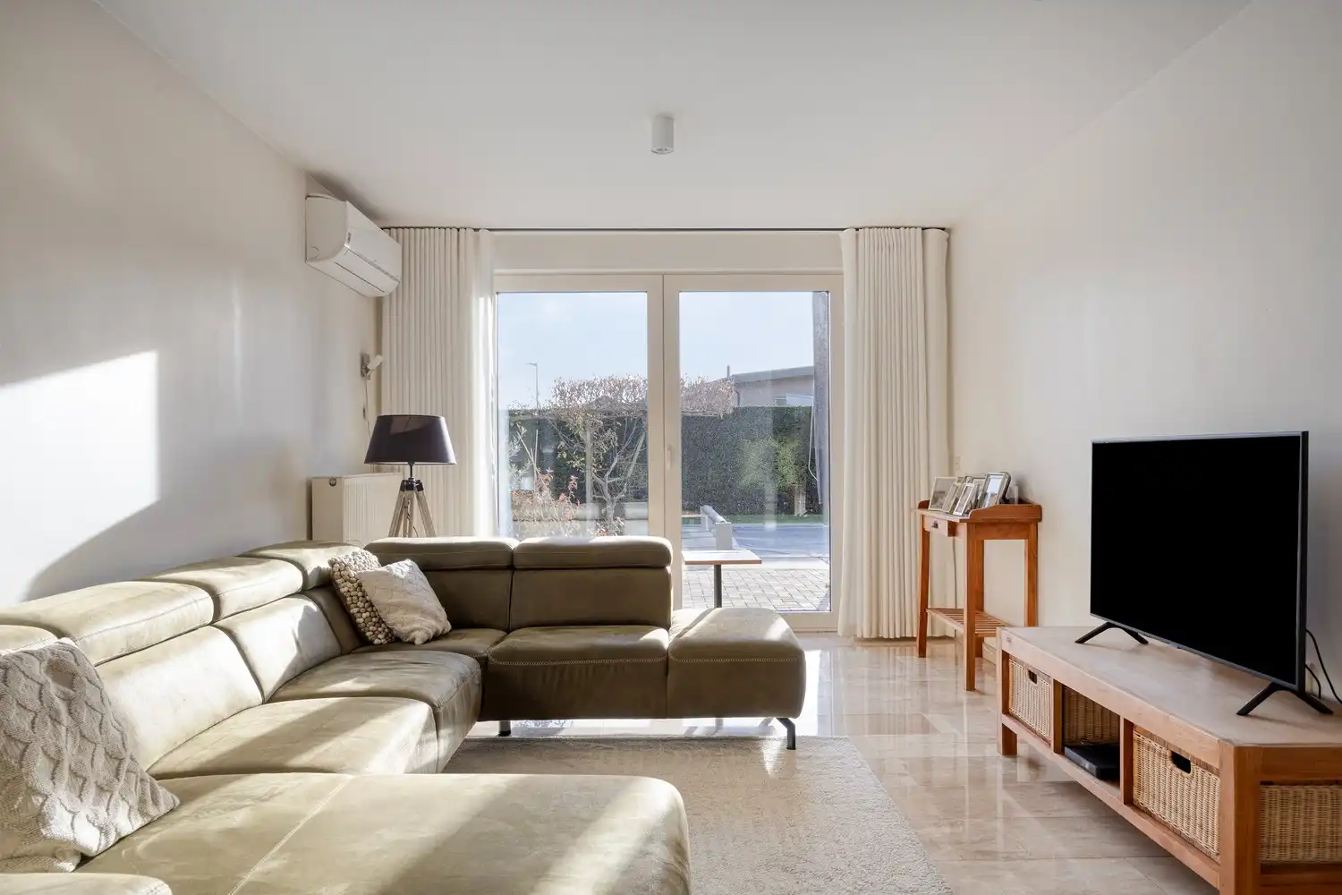 Ruime, energiezuinige gezinswoning met ingebouwd zwembad op toplocatie in Lanaken foto 17