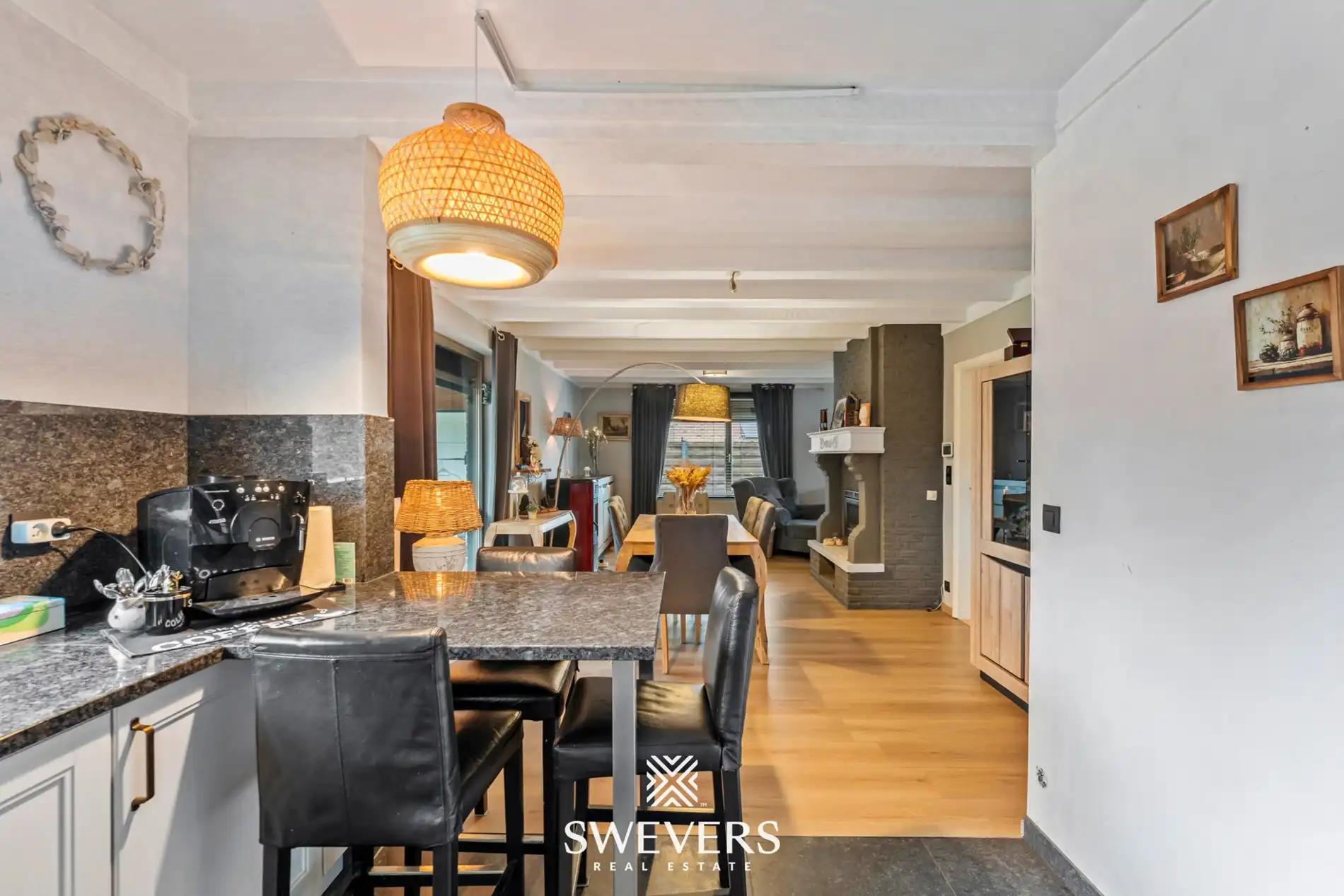 Instapklare open bebouwing met zuidgerichte tuin nabij het centrum van Heusden foto 11