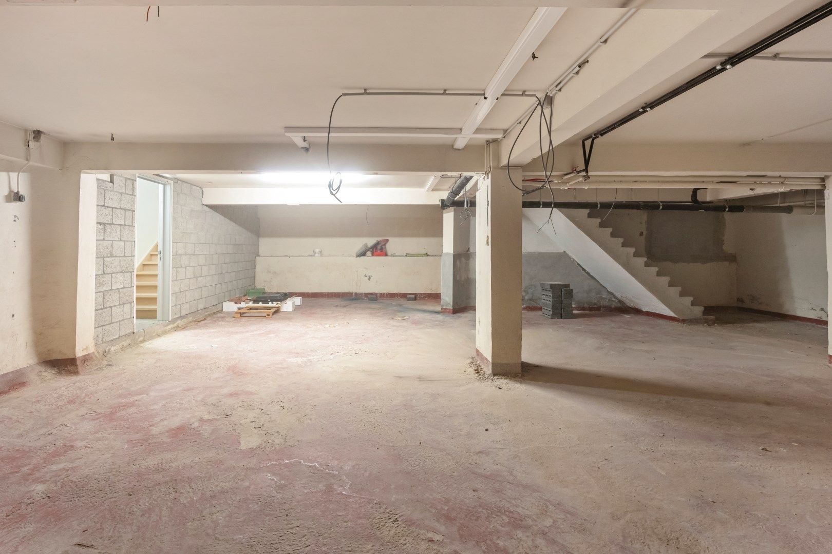 Gelijkvloers kantoor met uitstekende bereikbaarheid in Gent foto 16
