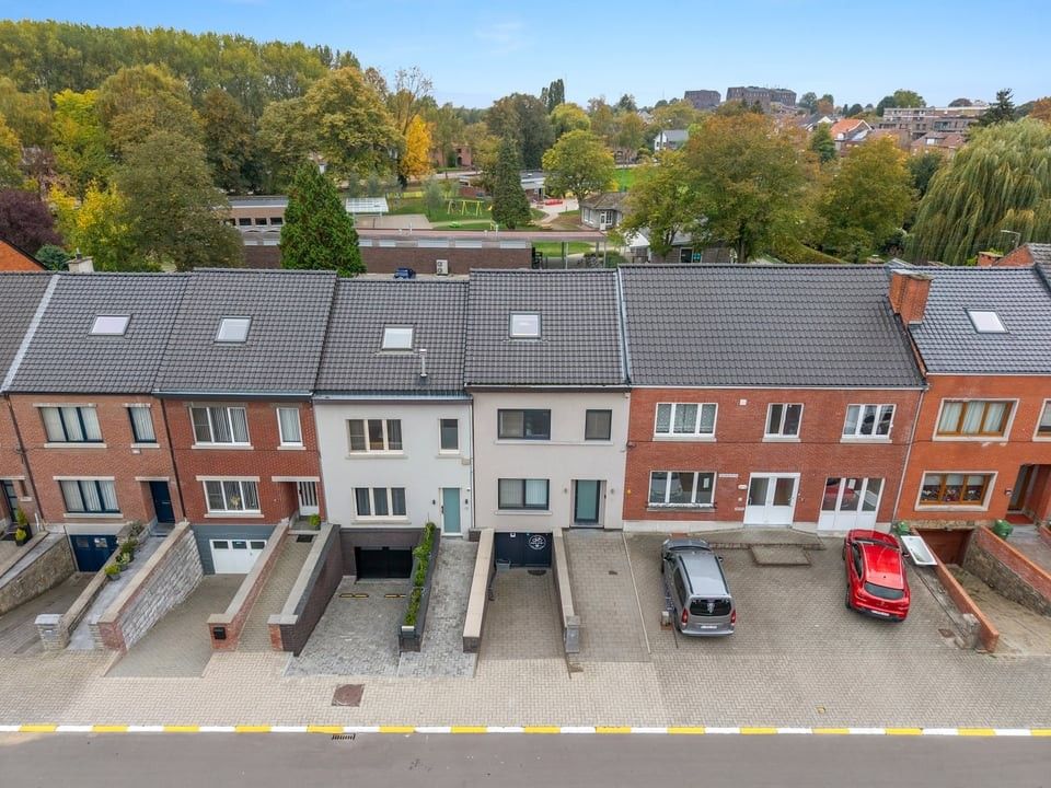 INSTAPKLARE GEZINSWONING MET 4 SLAAPKAMERS EN ZONNIGE TUIN OP TOPLOCATIE foto 36
